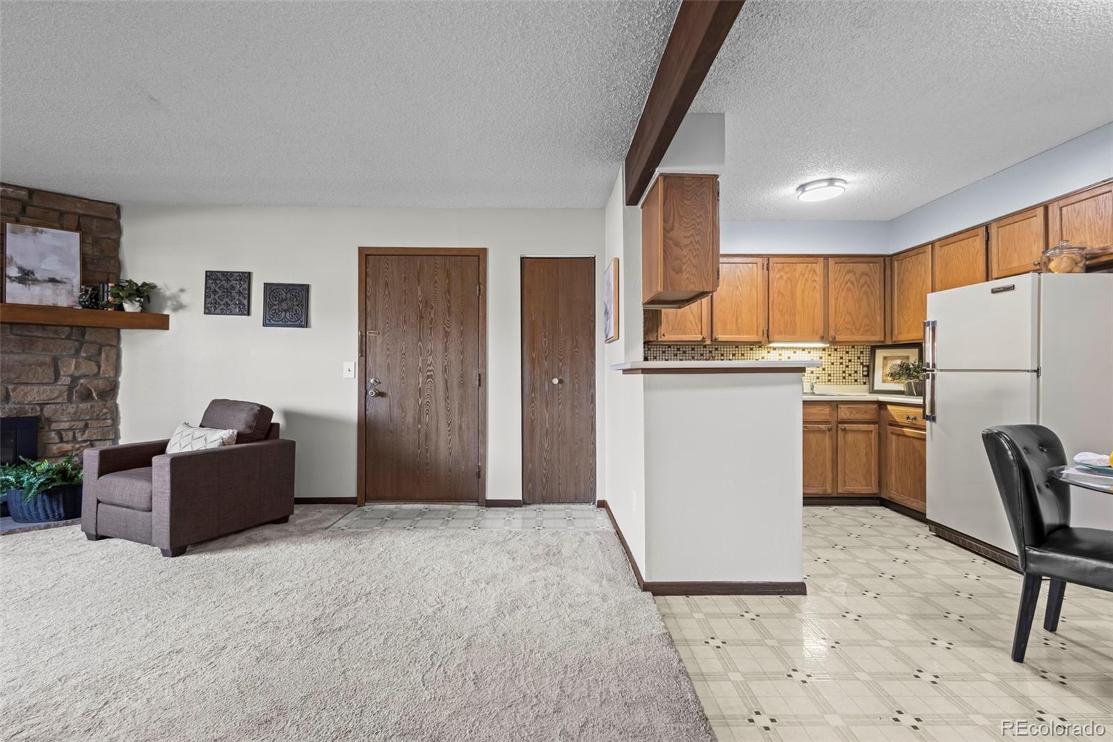 MLS Image #7 for 209  wright street 108,lakewood, Colorado