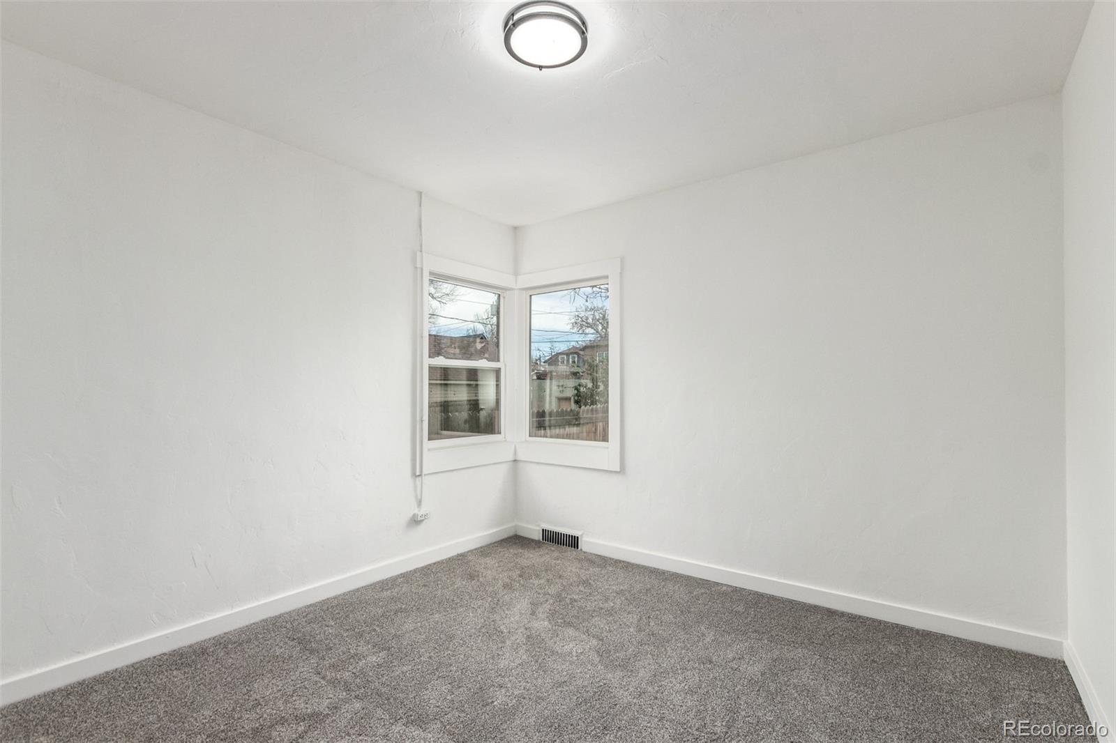 MLS Image #10 for 2176 s emerson street,denver, Colorado