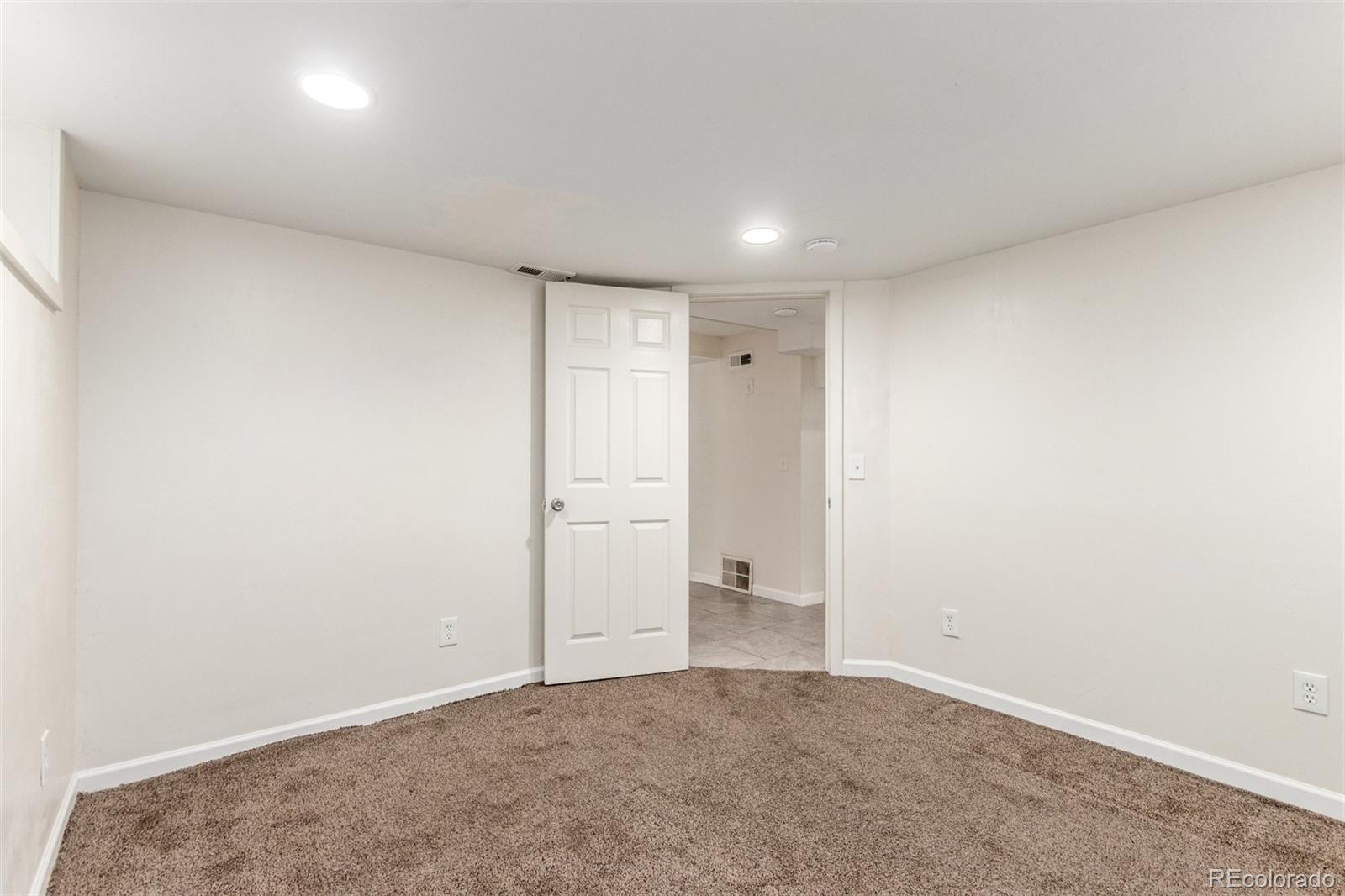 MLS Image #20 for 2176 s emerson street,denver, Colorado