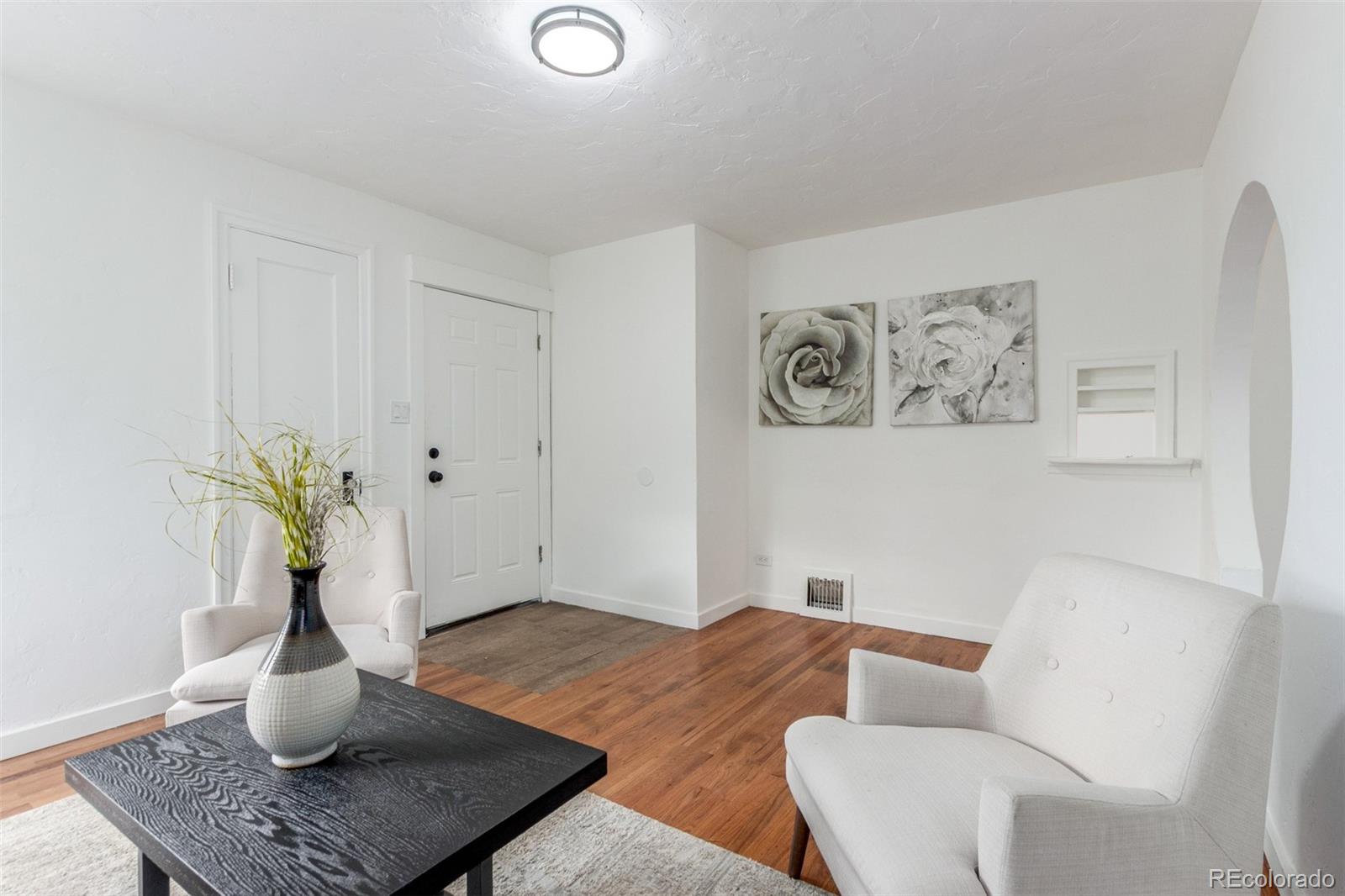 MLS Image #4 for 2176 s emerson street,denver, Colorado