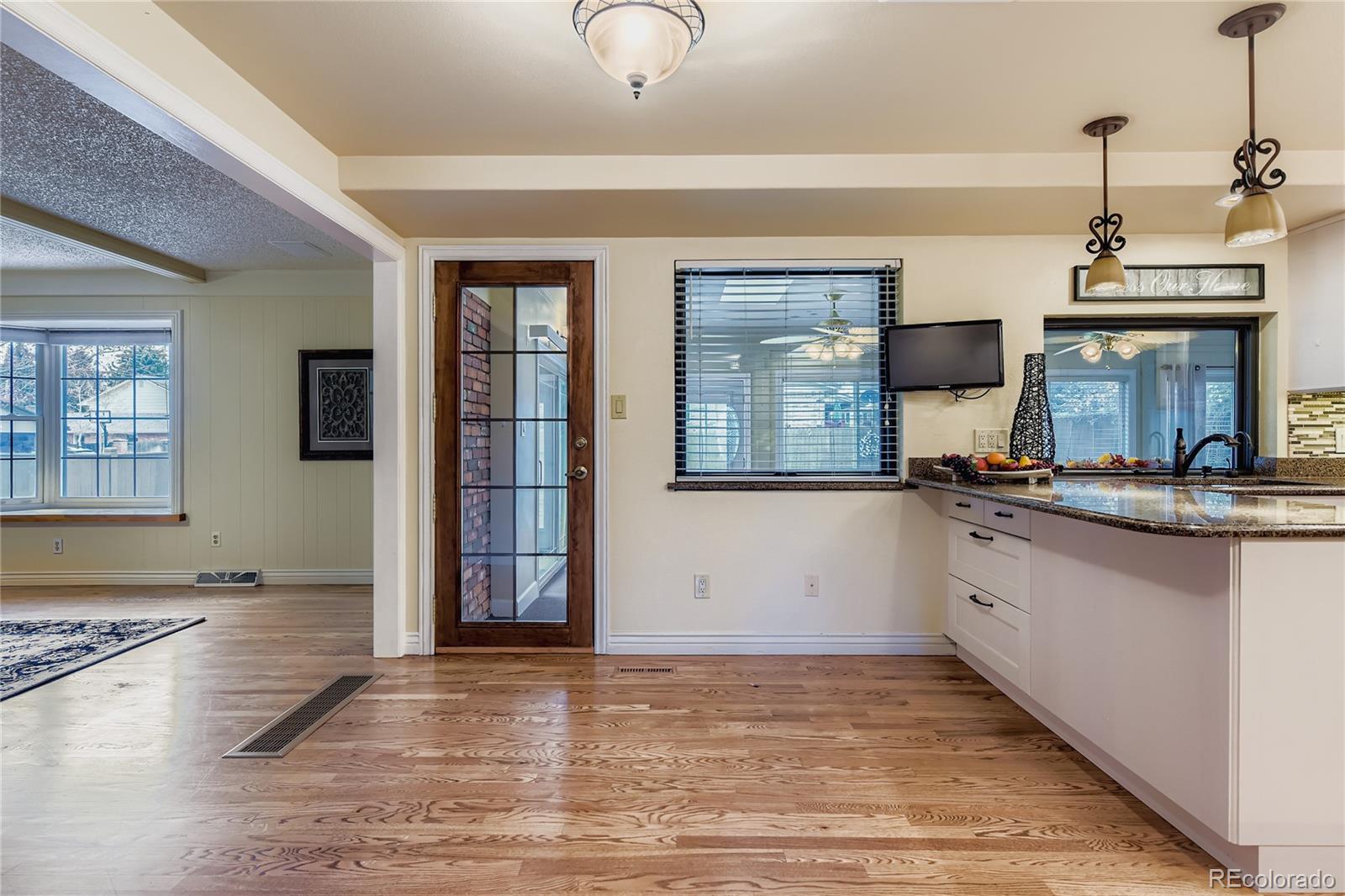 MLS Image #12 for 7607 s pierce way,littleton, Colorado