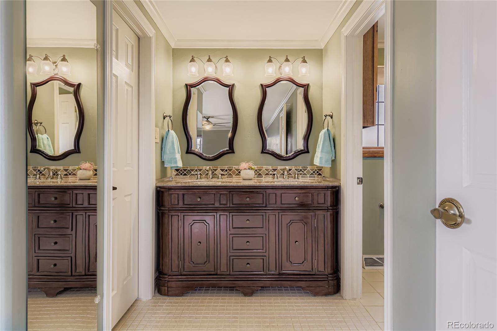 MLS Image #21 for 7607 s pierce way,littleton, Colorado
