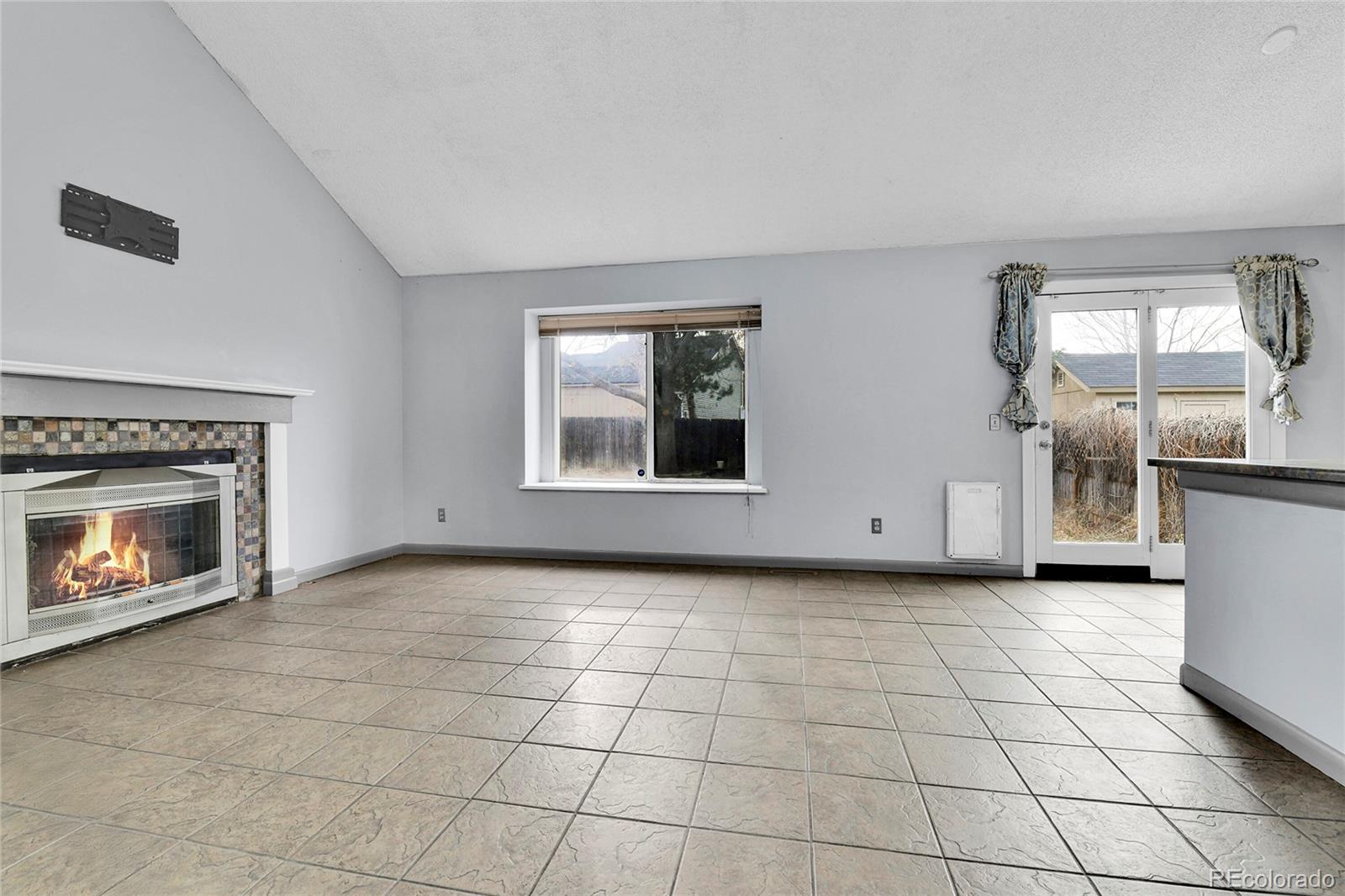 MLS Image #5 for 3963 s fundy circle,aurora, Colorado