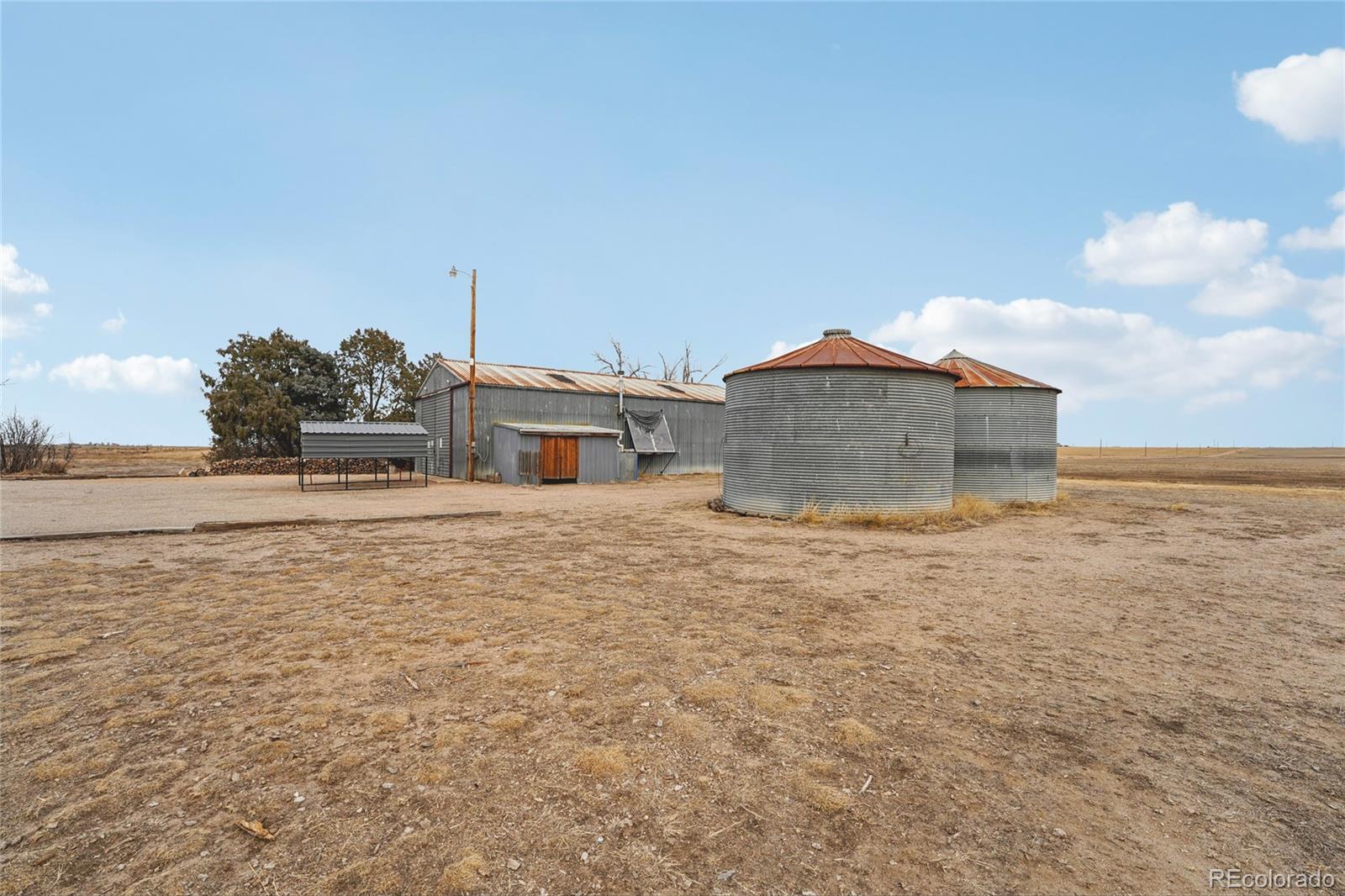 MLS Image #32 for 37008  county road 18 ,roggen, Colorado