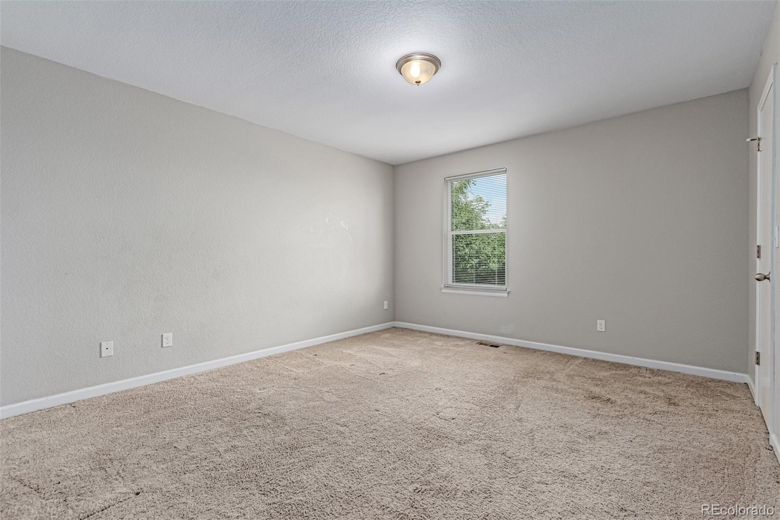MLS Image #9 for 55494 e 28th place,strasburg, Colorado