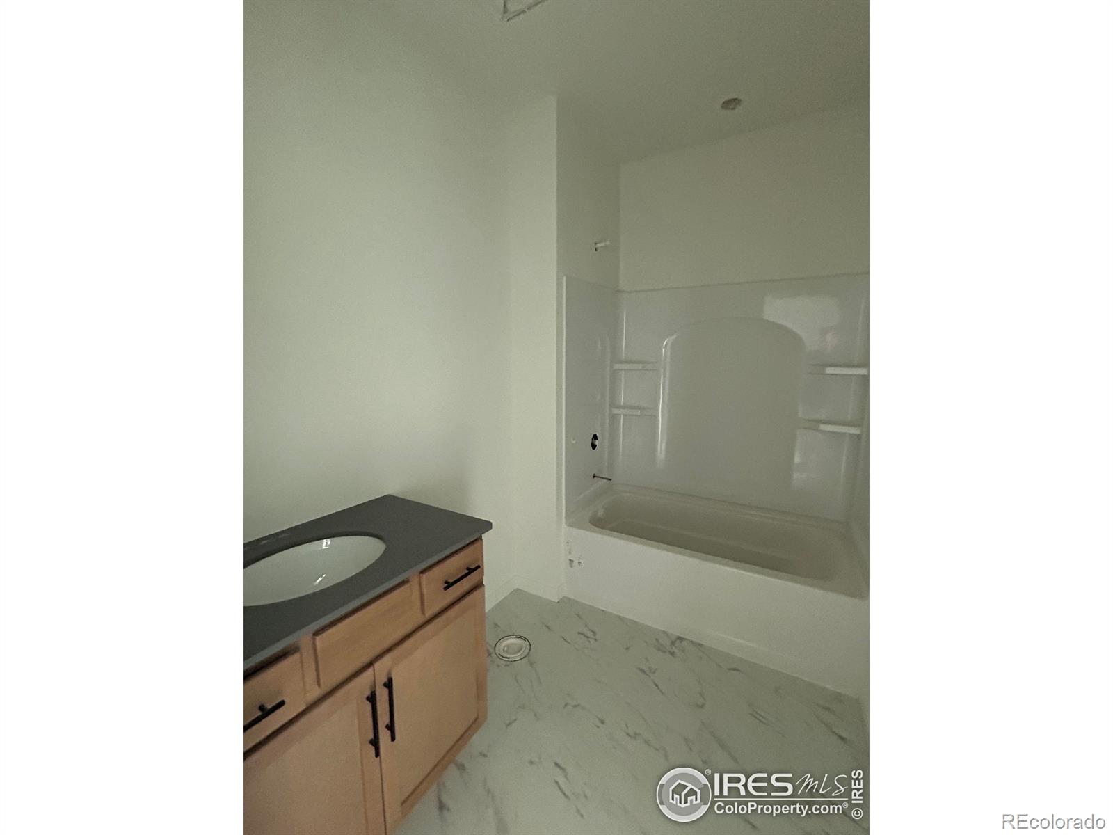 MLS Image #5 for 210  dawn drive,hudson, Colorado