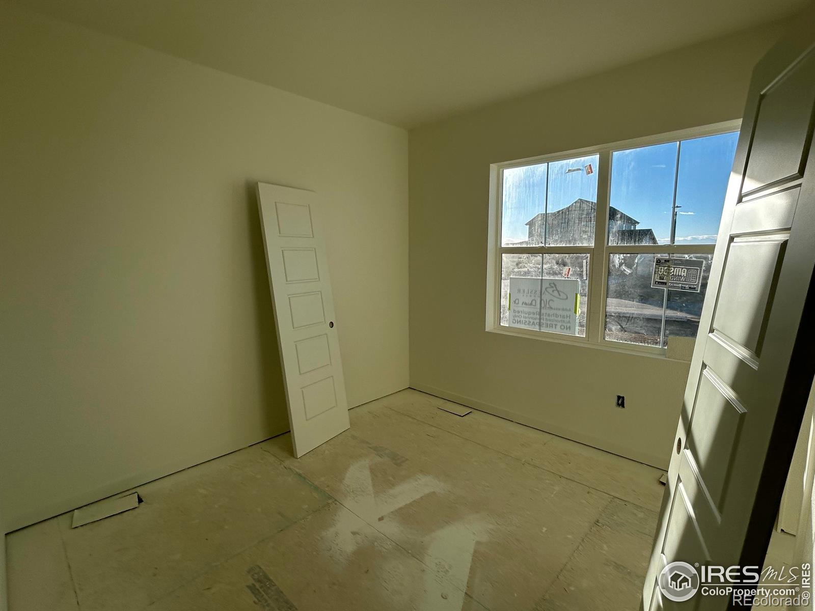 MLS Image #6 for 210  dawn drive,hudson, Colorado