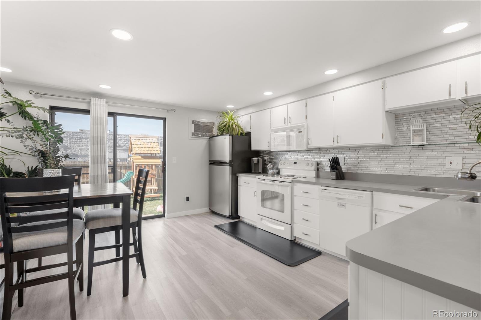 MLS Image #10 for 9850 w stanford avenue,littleton, Colorado