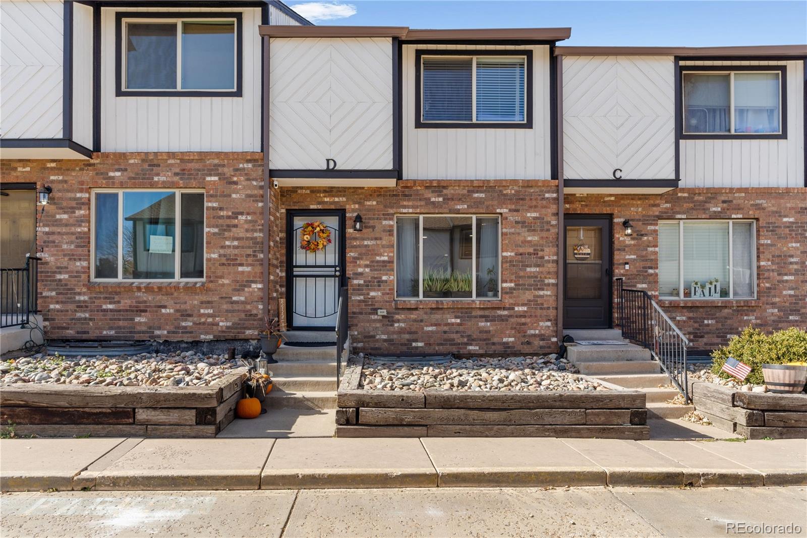 MLS Image #2 for 9850 w stanford avenue,littleton, Colorado