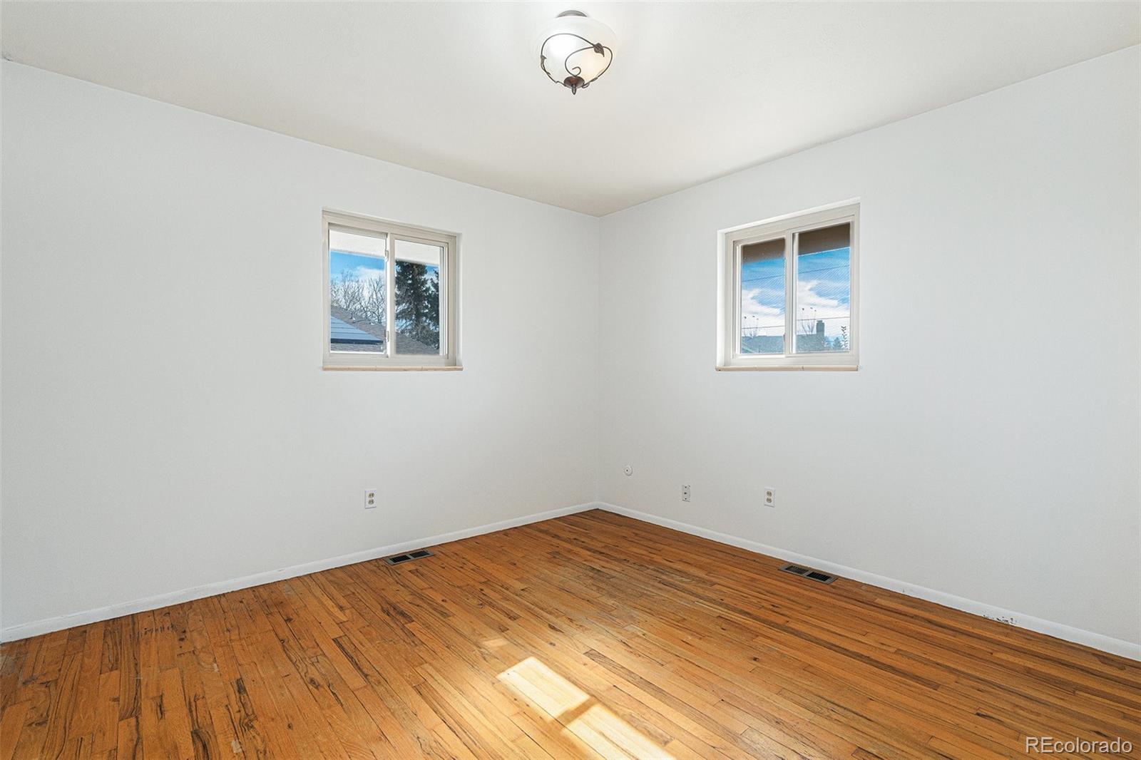 MLS Image #13 for 2096 e mineral avenue,centennial, Colorado