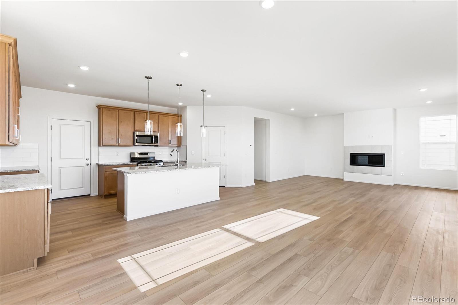MLS Image #4 for 1642 s gold bug way,aurora, Colorado