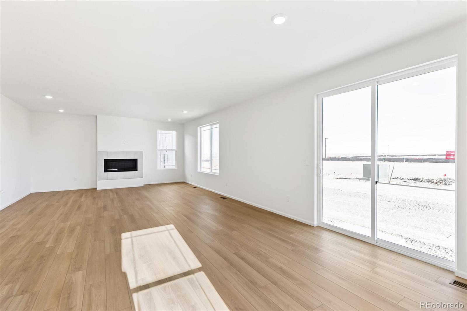MLS Image #5 for 1642 s gold bug way,aurora, Colorado