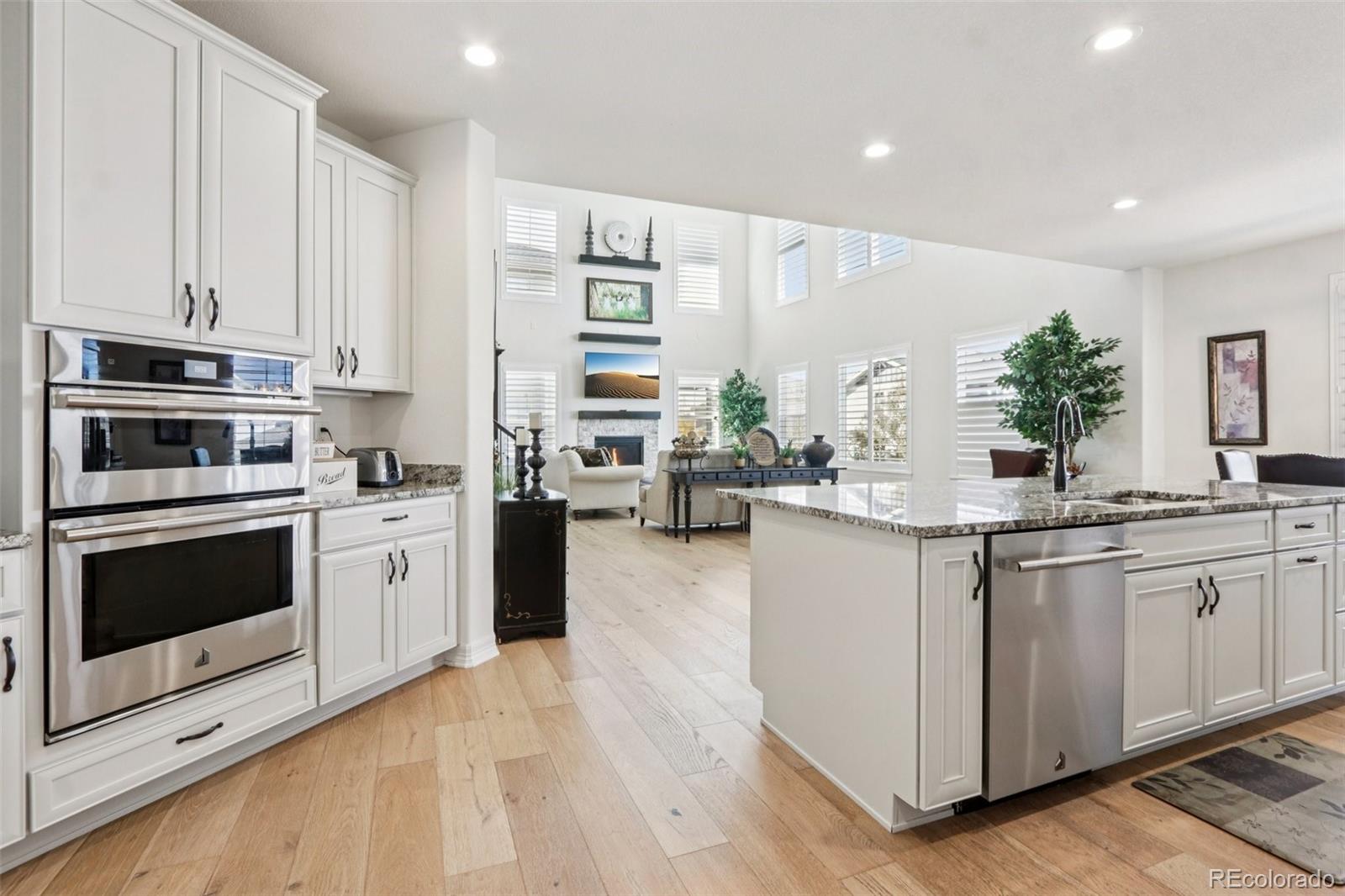 MLS Image #11 for 27553 e euclid drive,aurora, Colorado
