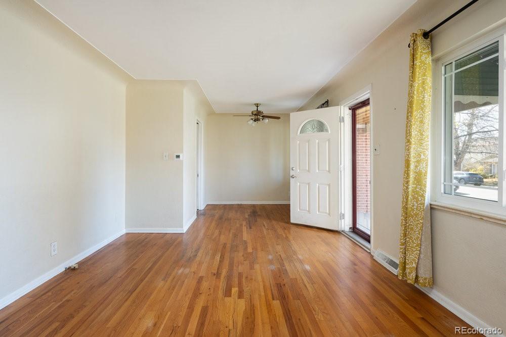 MLS Image #11 for 1540 s bellaire street,denver, Colorado