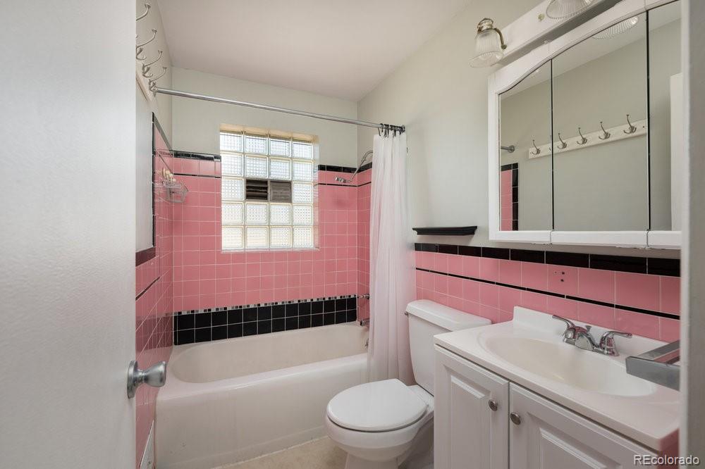 MLS Image #17 for 1540 s bellaire street,denver, Colorado