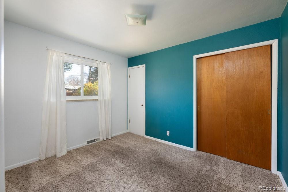 MLS Image #19 for 1540 s bellaire street,denver, Colorado