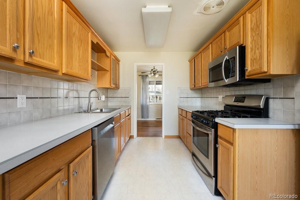 MLS Image #9 for 1540 s bellaire street,denver, Colorado