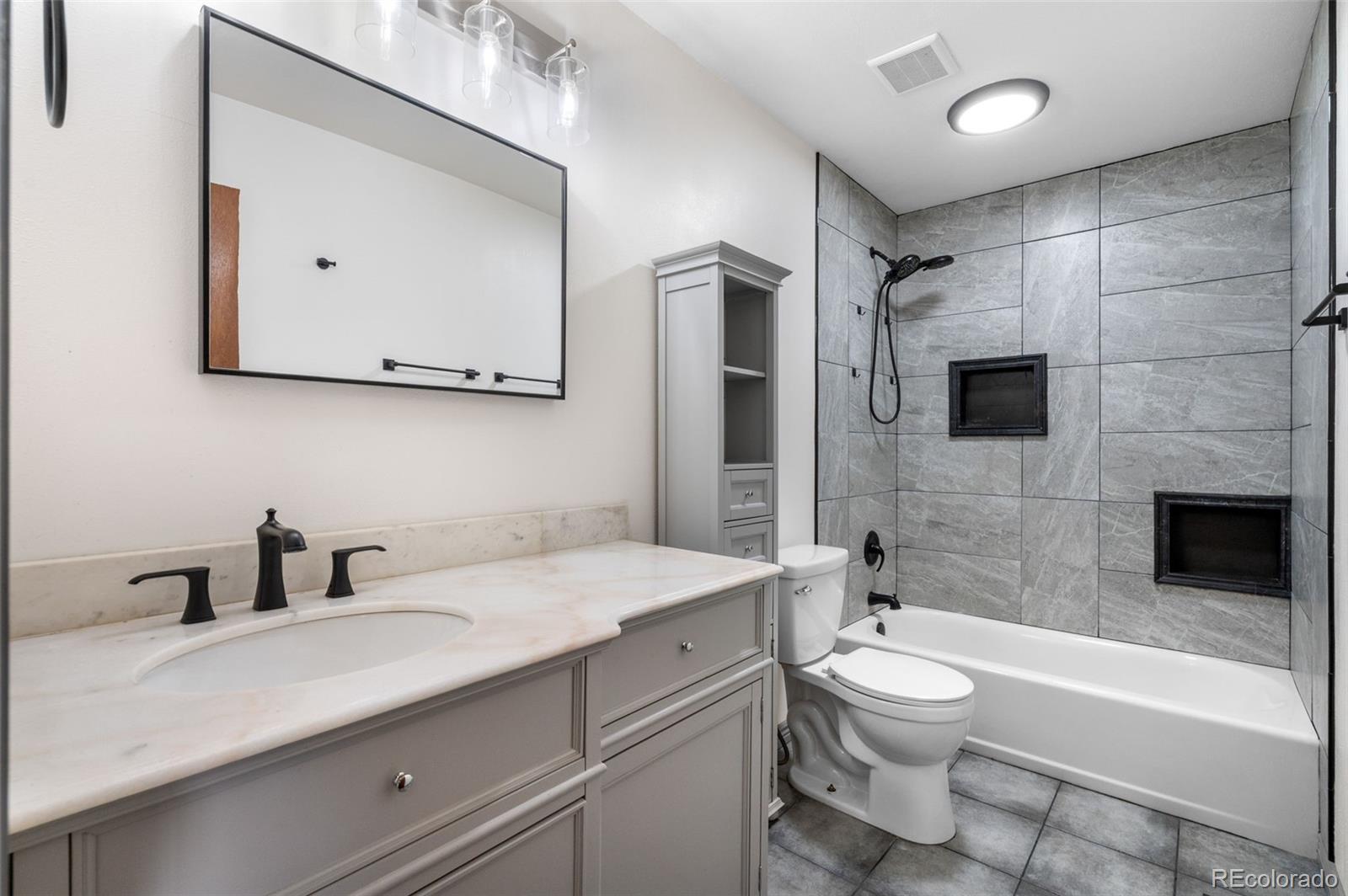 MLS Image #18 for 3338 s nucla way,aurora, Colorado