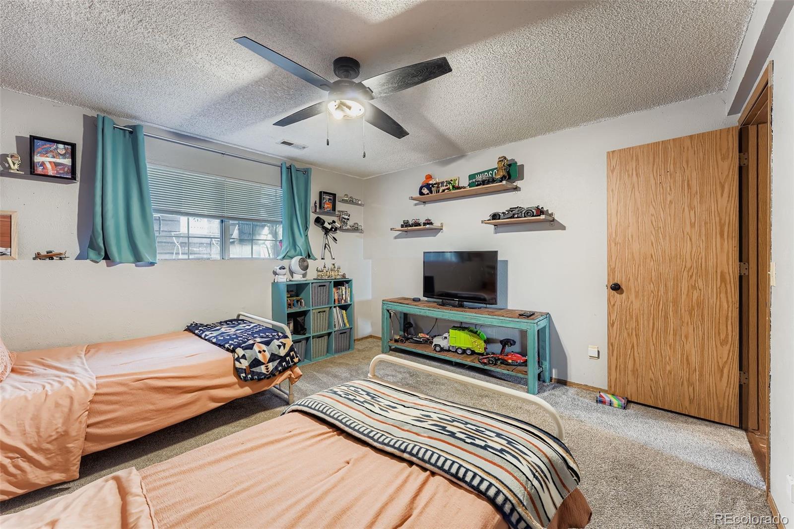 MLS Image #26 for 19054 e 16th avenue,aurora, Colorado