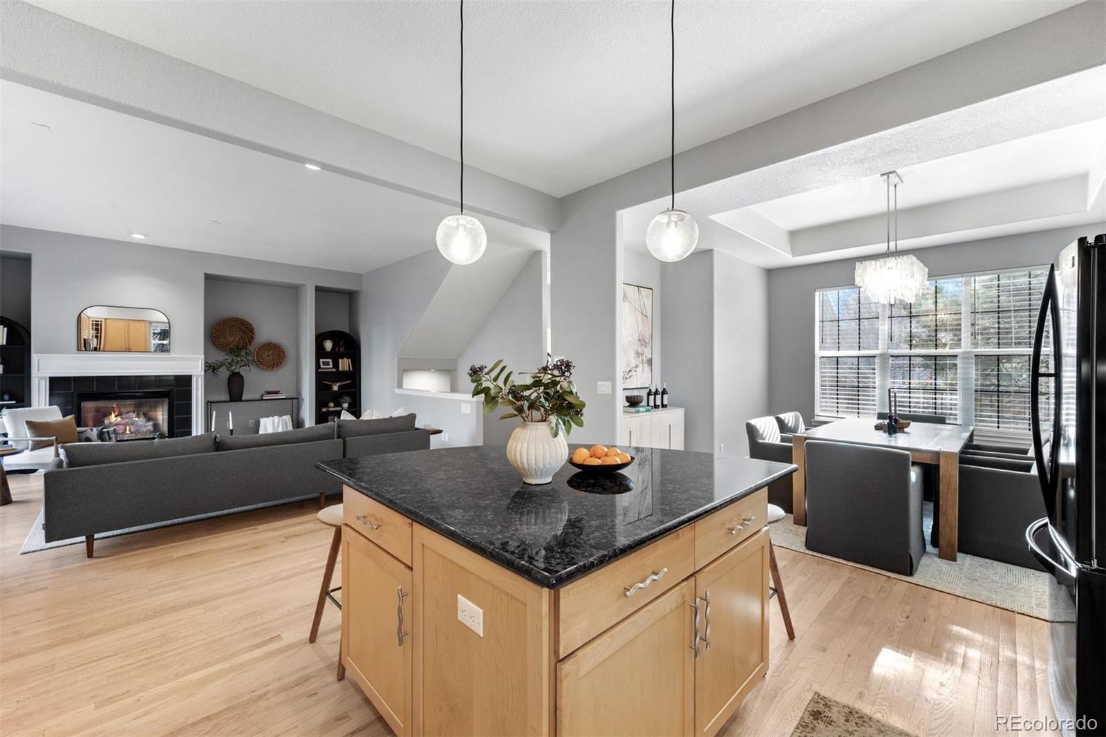MLS Image #10 for 7303 e 8th place,denver, Colorado