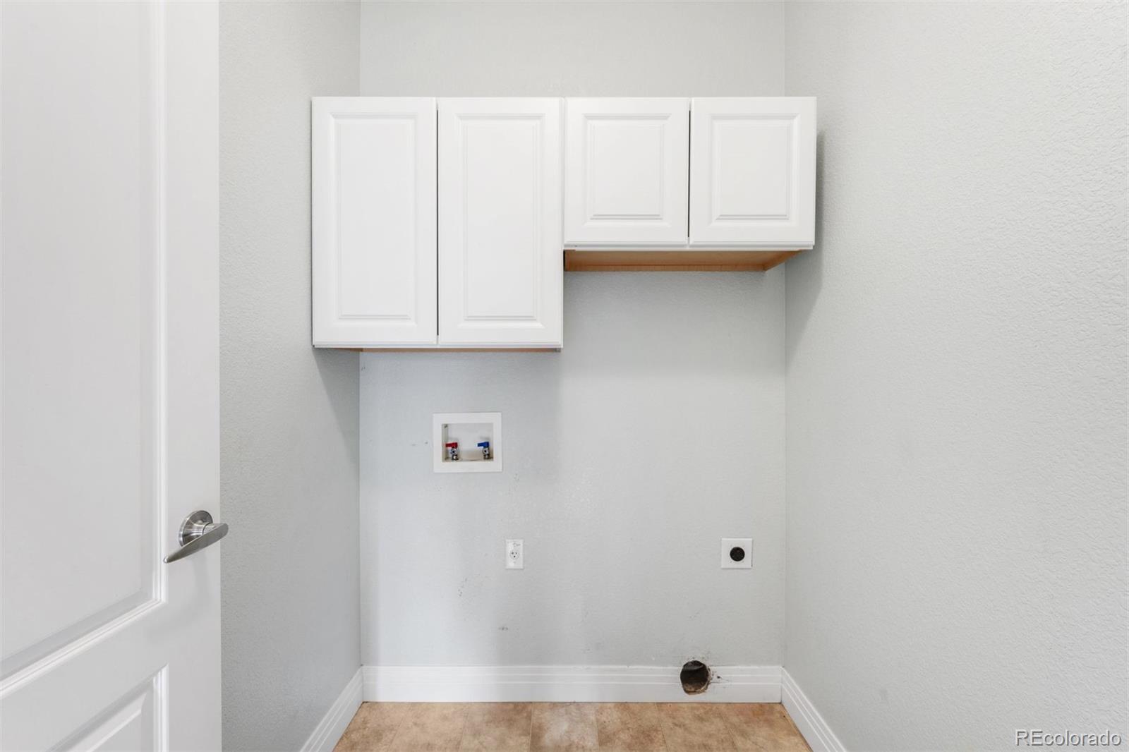 MLS Image #23 for 7303 e 8th place,denver, Colorado