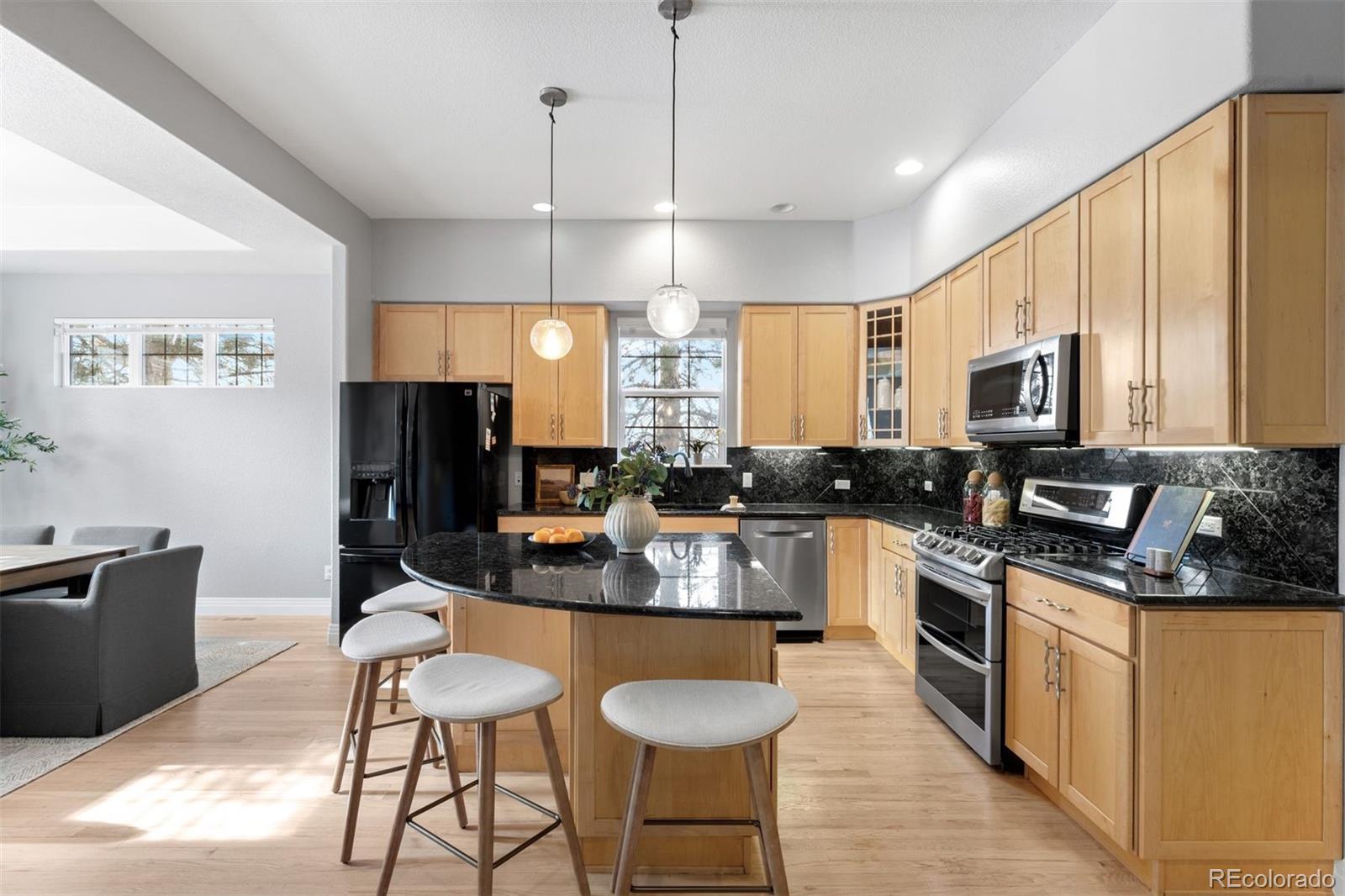 MLS Image #8 for 7303 e 8th place,denver, Colorado