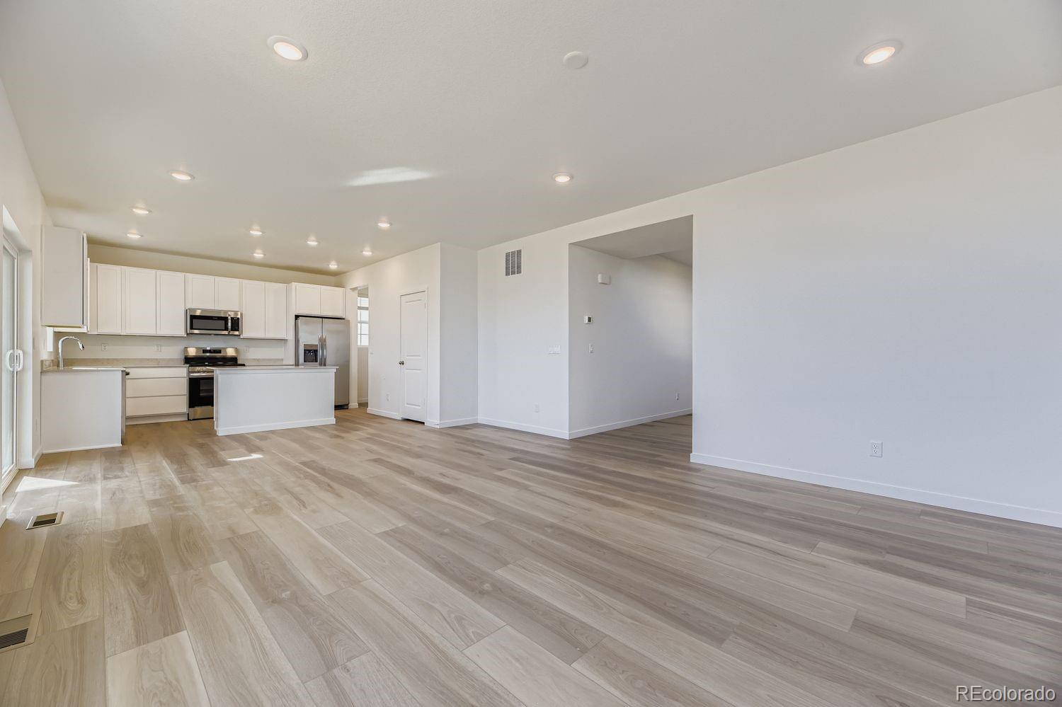 MLS Image #3 for 39848  bradley street,elizabeth, Colorado