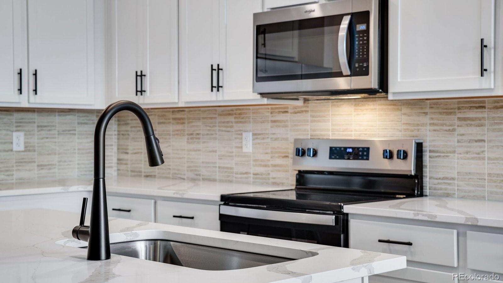 MLS Image #10 for 22444 e 6th place,aurora, Colorado