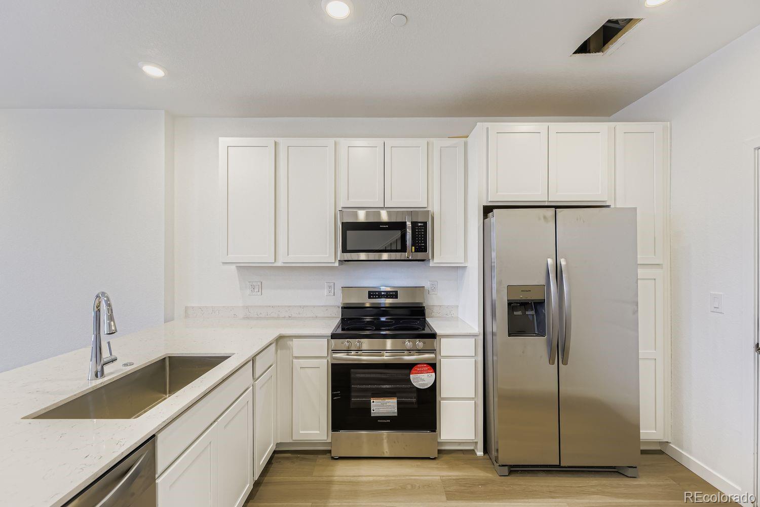 MLS Image #4 for 7664 s cherokee trail ,centennial, Colorado