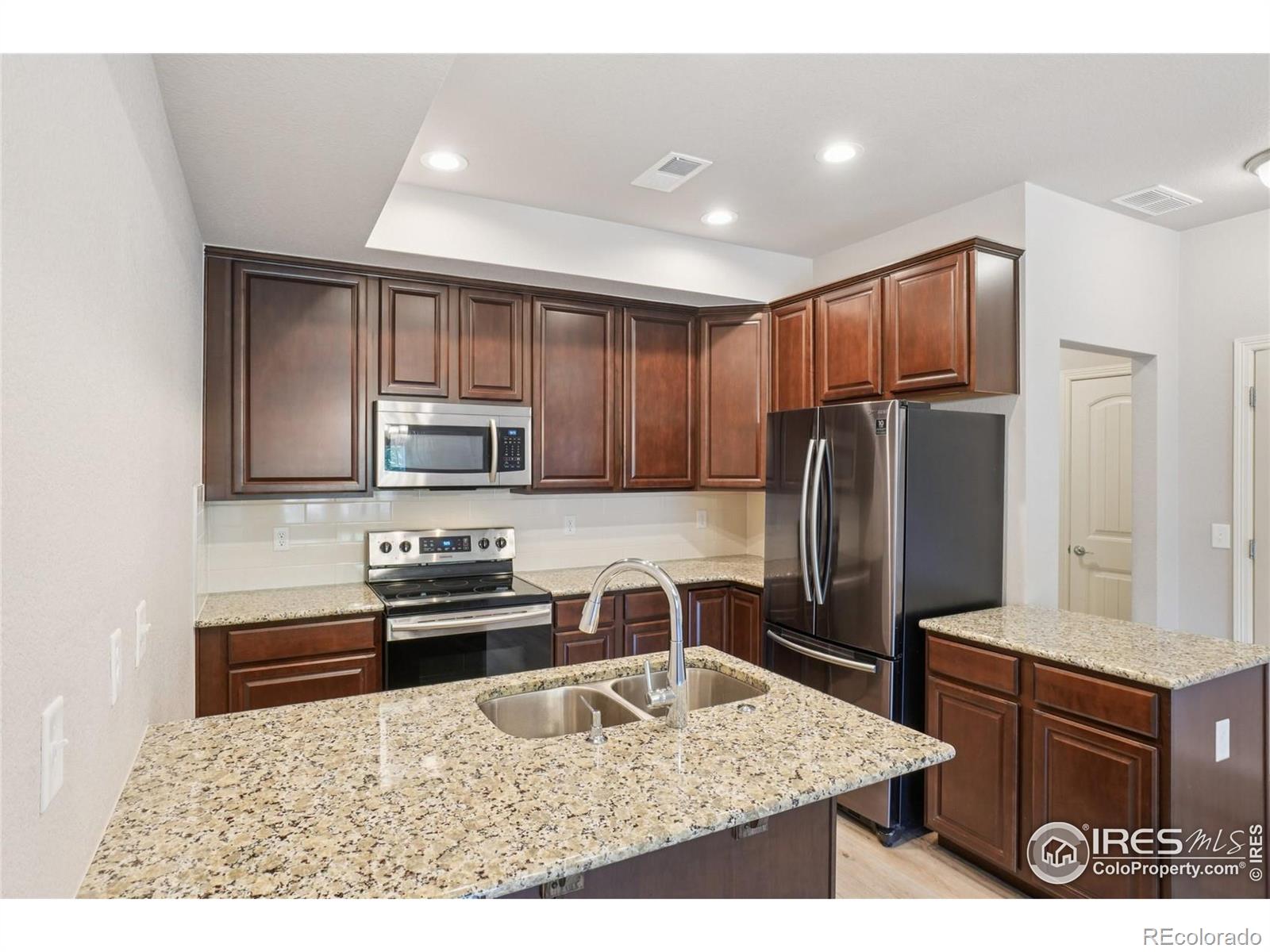 MLS Image #11 for 1694  grand avenue,windsor, Colorado