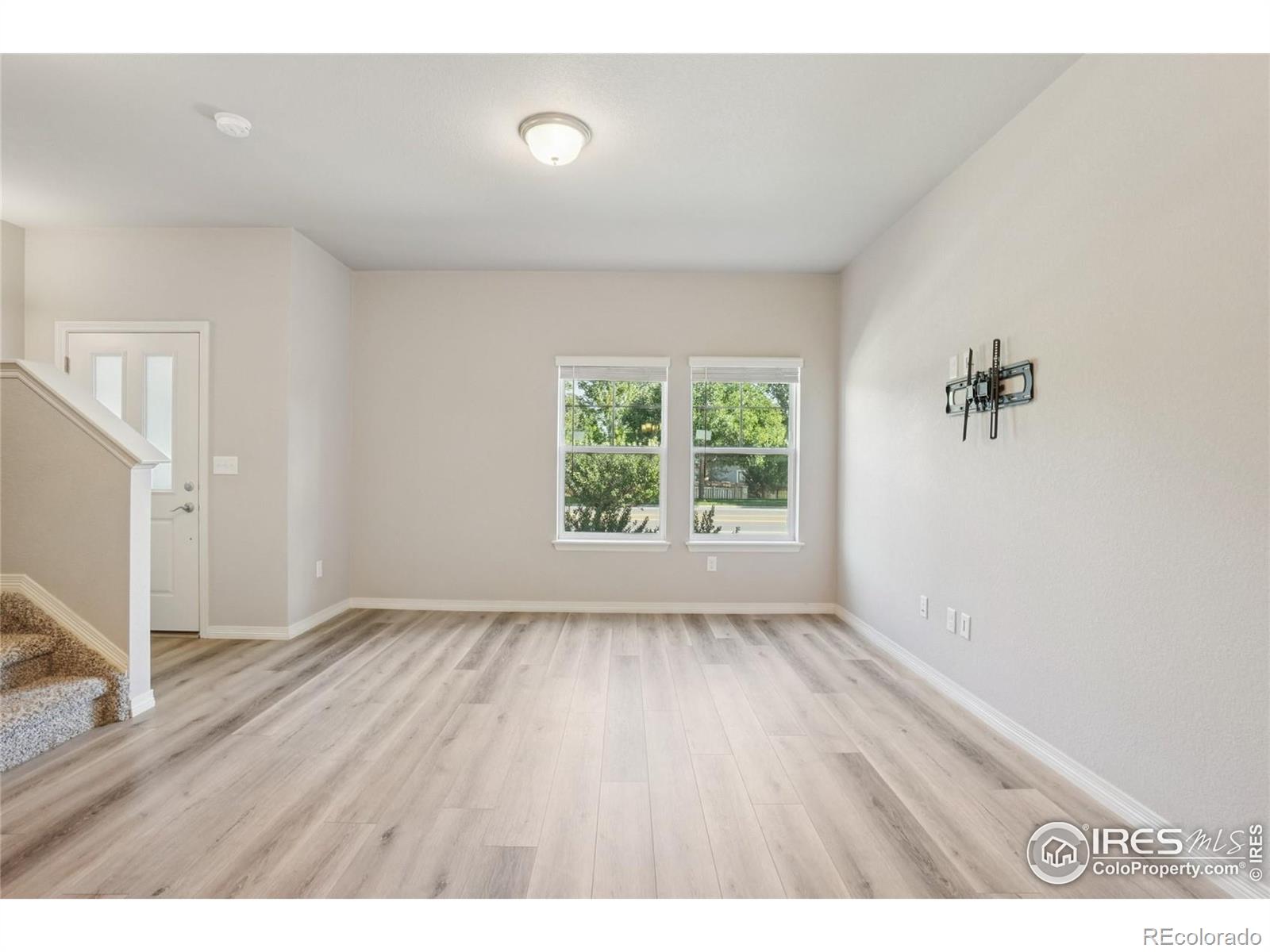 MLS Image #4 for 1694  grand avenue,windsor, Colorado