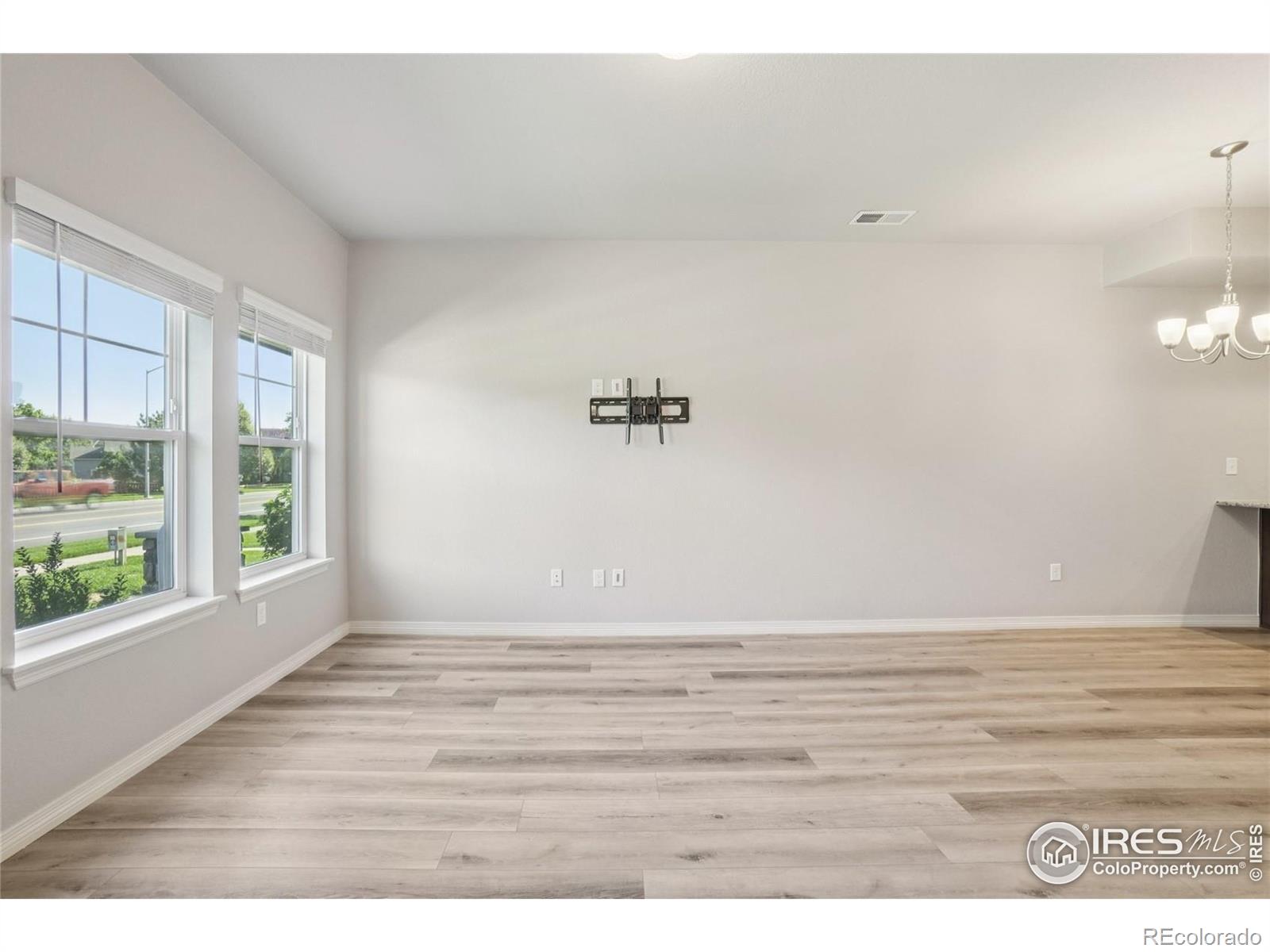 MLS Image #6 for 1694  grand avenue,windsor, Colorado