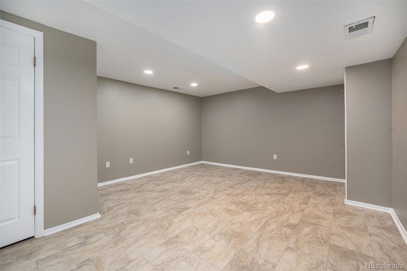 MLS Image #26 for 8358 w 75th way,arvada, Colorado