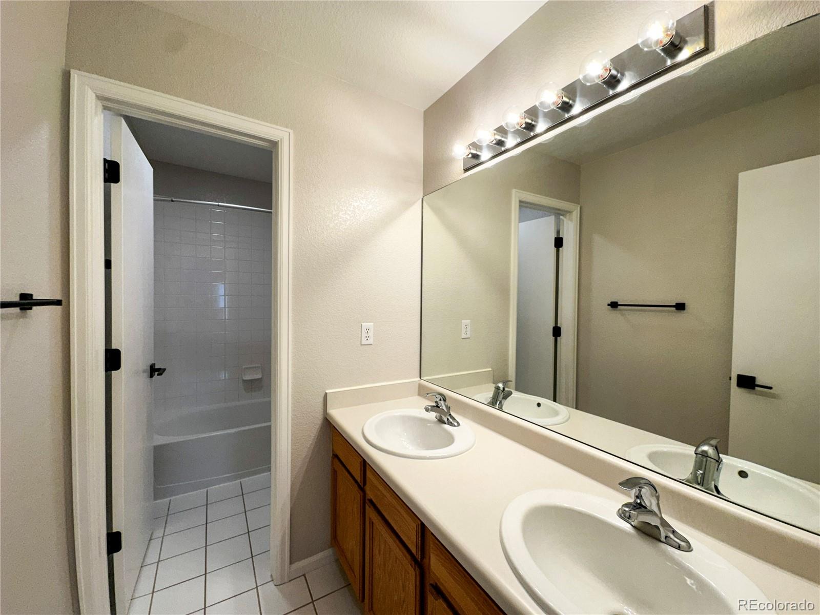 MLS Image #19 for 9933  harris street,denver, Colorado