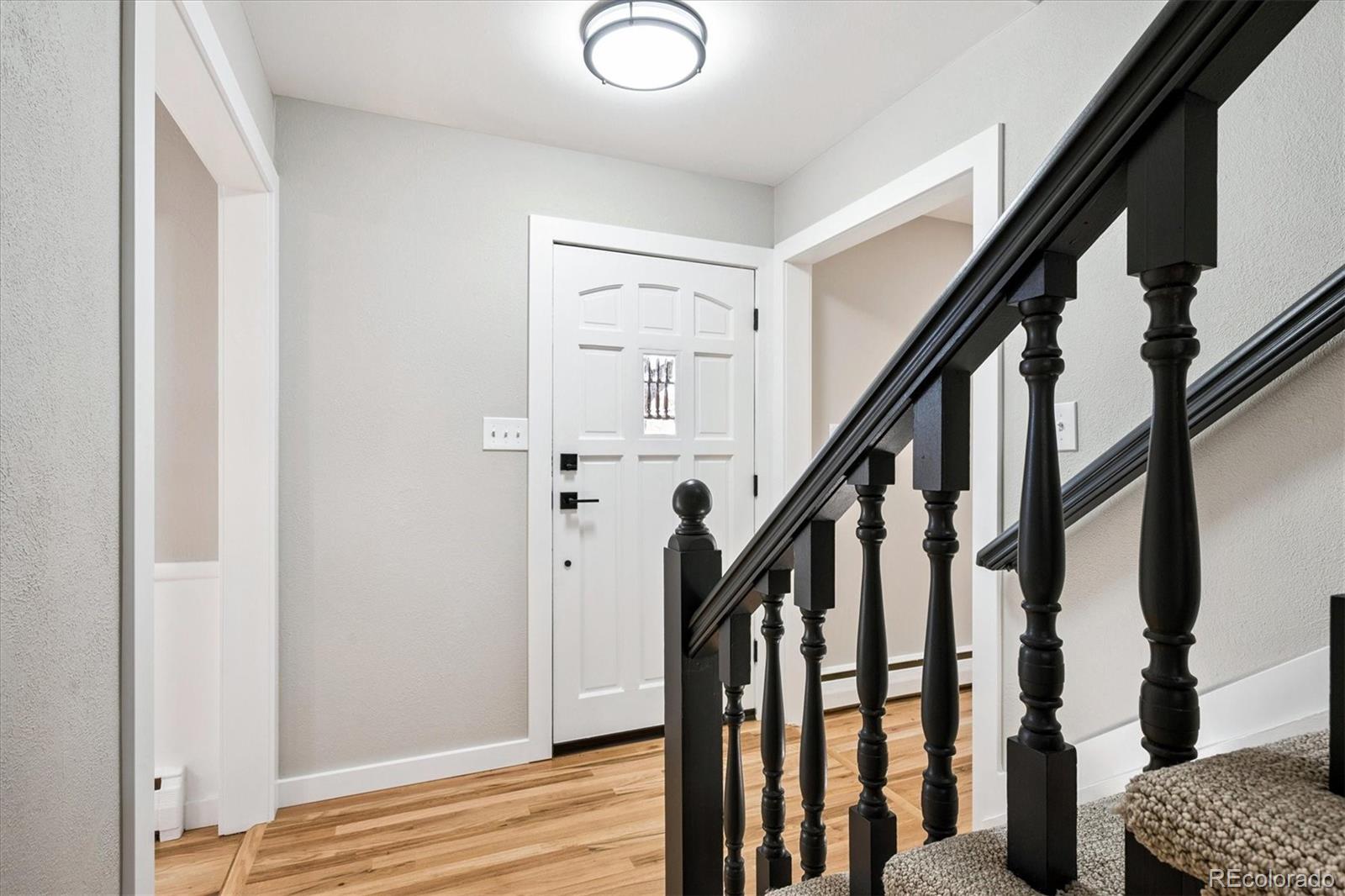 MLS Image #11 for 2436 s leyden street,denver, Colorado
