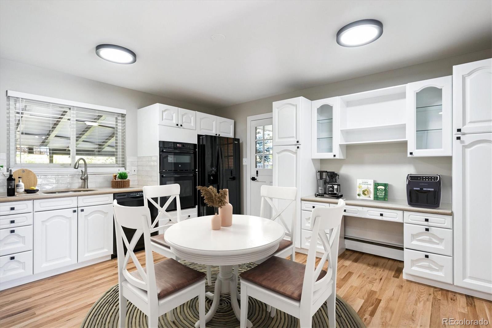 MLS Image #6 for 2436 s leyden street,denver, Colorado