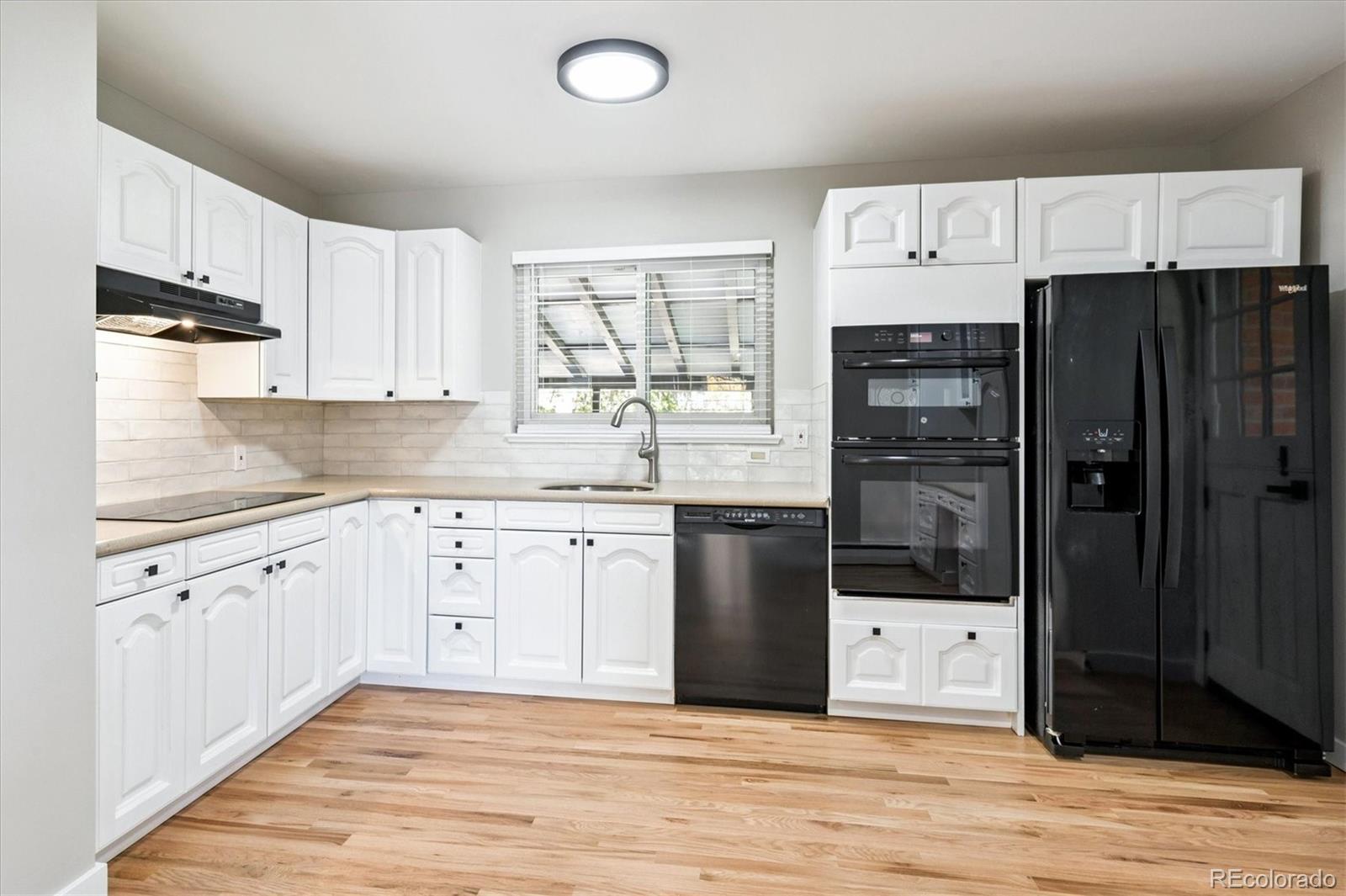 MLS Image #7 for 2436 s leyden street,denver, Colorado