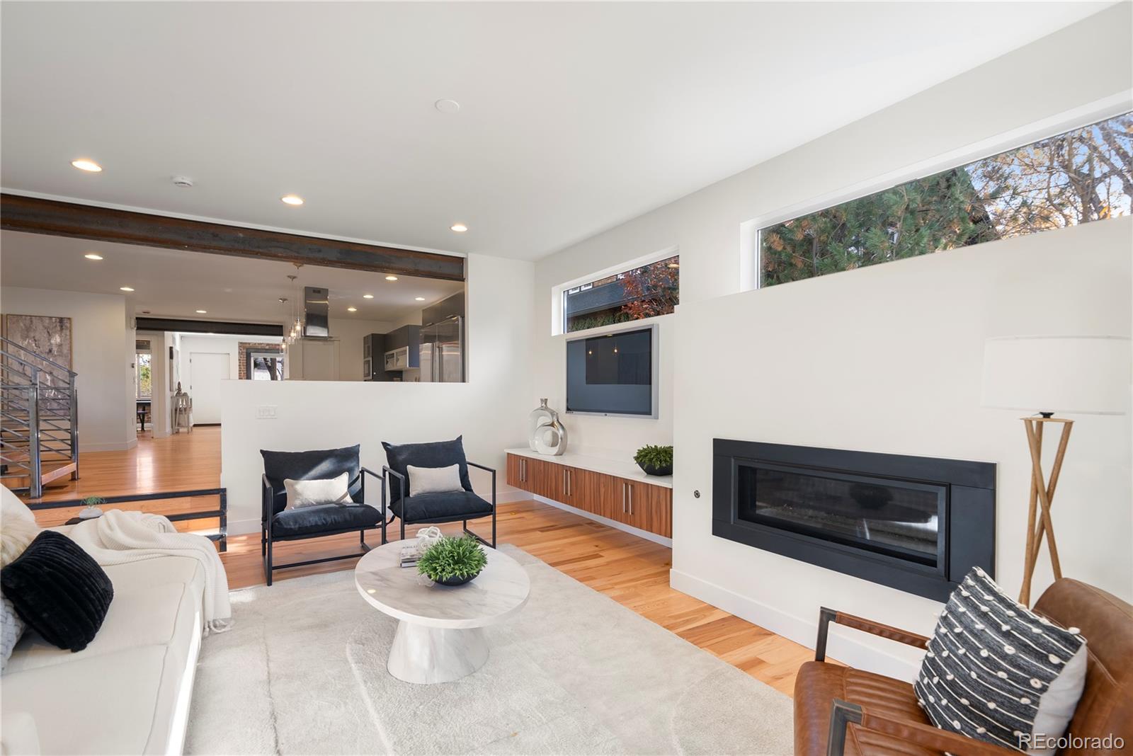 MLS Image #10 for 2023 s fillmore street,denver, Colorado