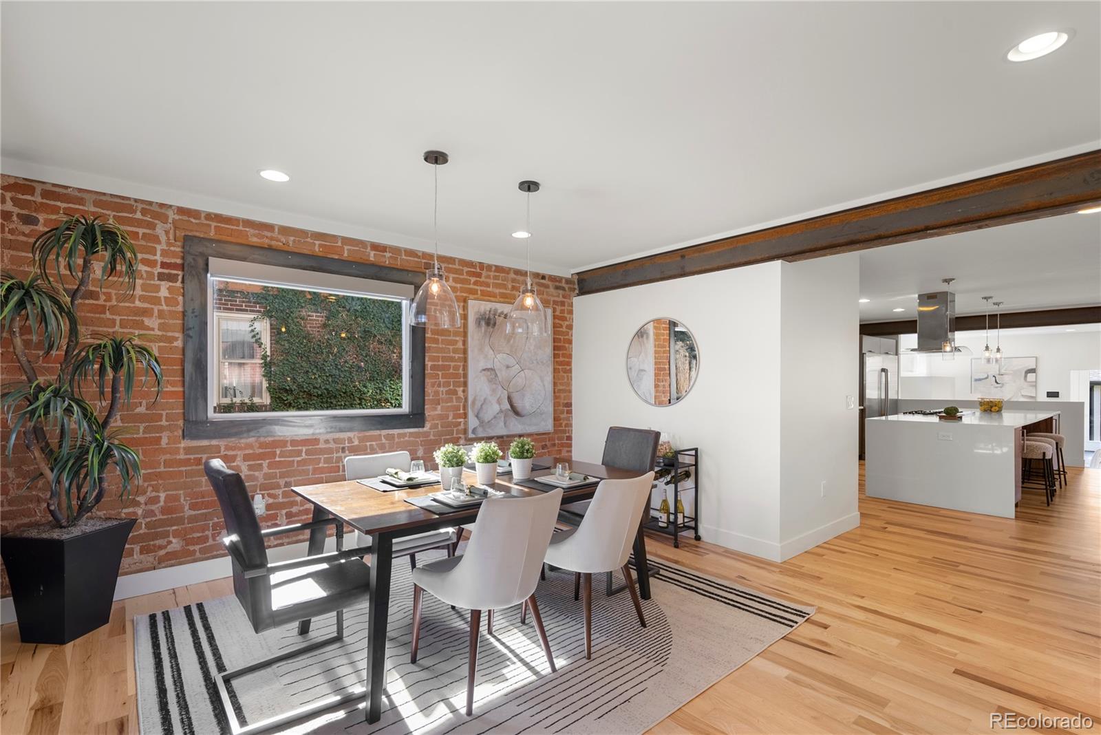 MLS Image #13 for 2023 s fillmore street,denver, Colorado