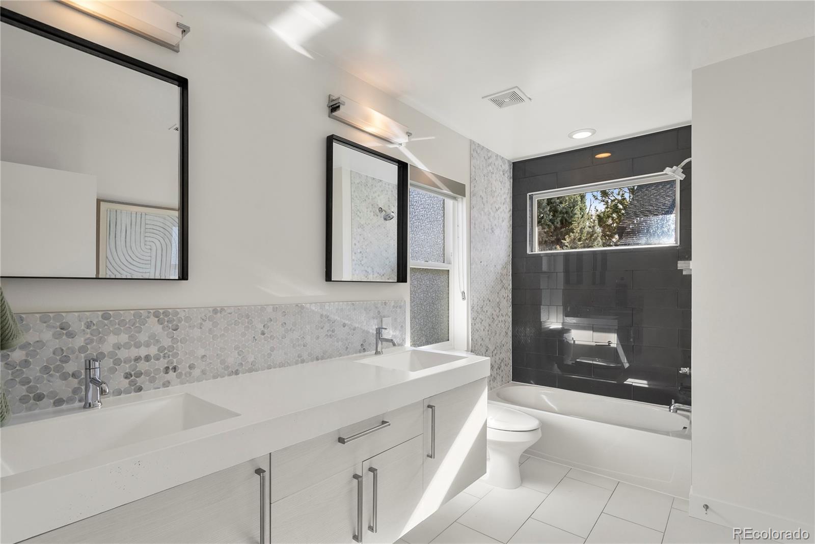 MLS Image #18 for 2023 s fillmore street,denver, Colorado
