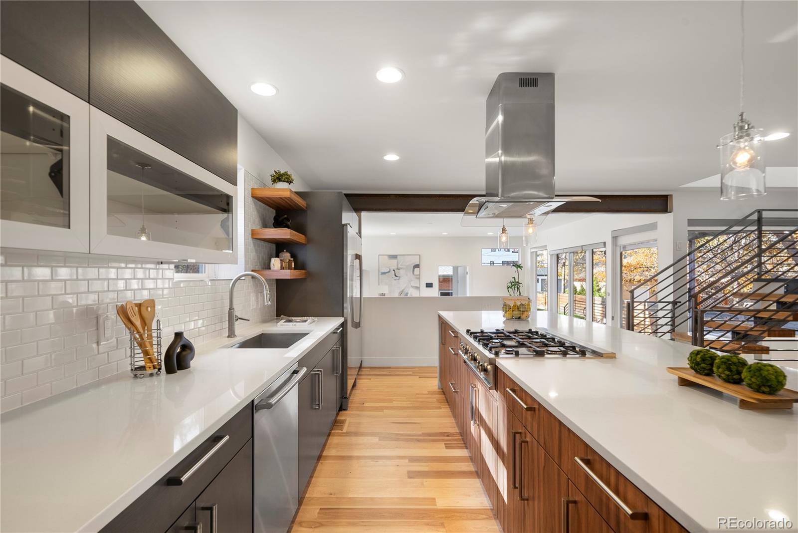 MLS Image #2 for 2023 s fillmore street,denver, Colorado