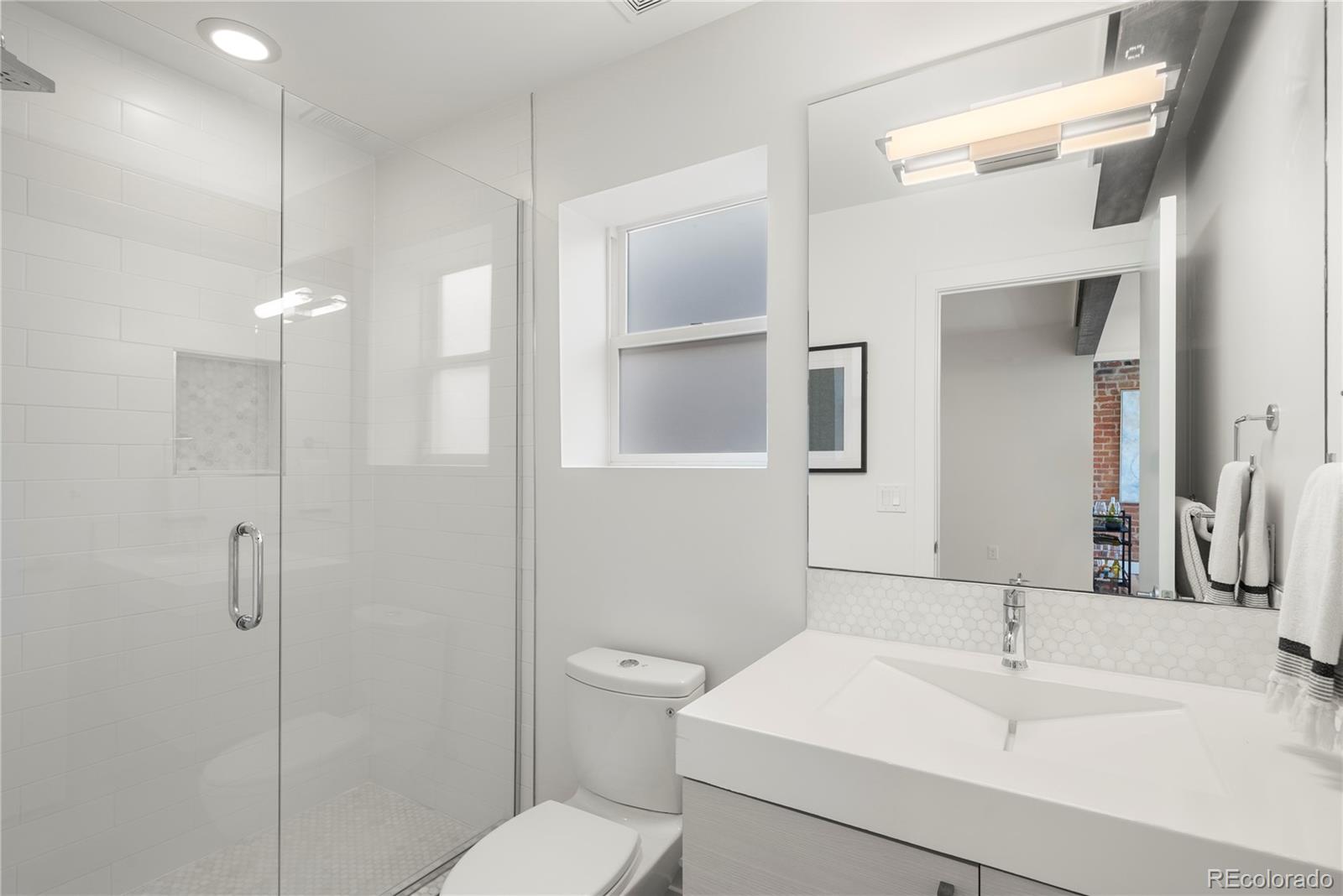 MLS Image #29 for 2023 s fillmore street,denver, Colorado