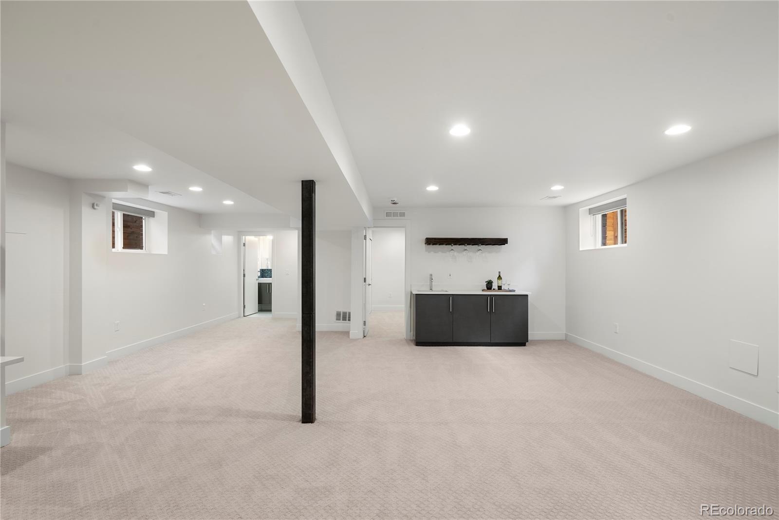 MLS Image #30 for 2023 s fillmore street,denver, Colorado
