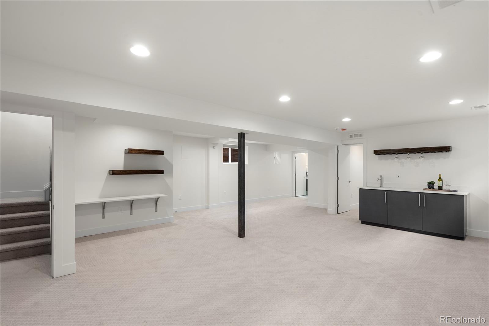 MLS Image #31 for 2023 s fillmore street,denver, Colorado