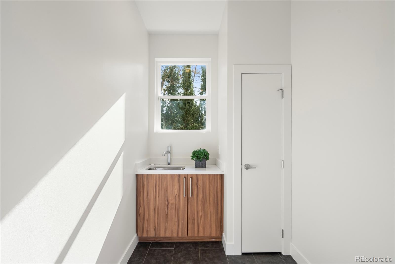 MLS Image #35 for 2023 s fillmore street,denver, Colorado