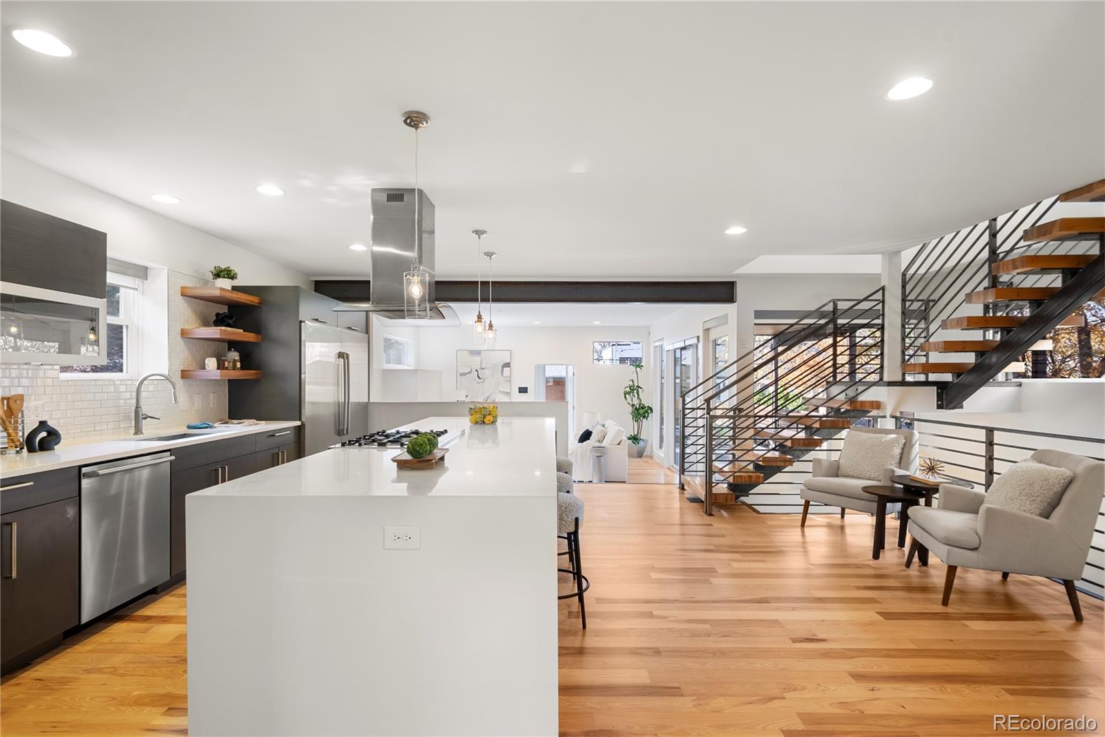 MLS Image #7 for 2023 s fillmore street,denver, Colorado
