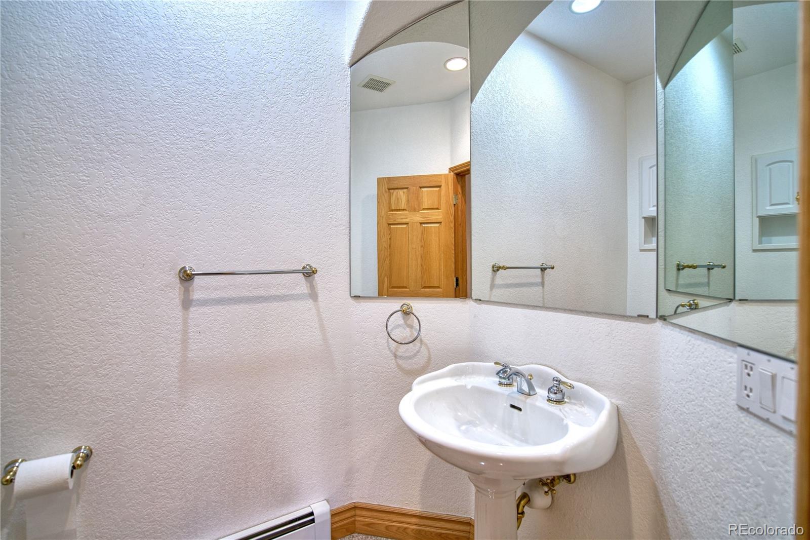 MLS Image #29 for 1440  kokai circle,denver, Colorado
