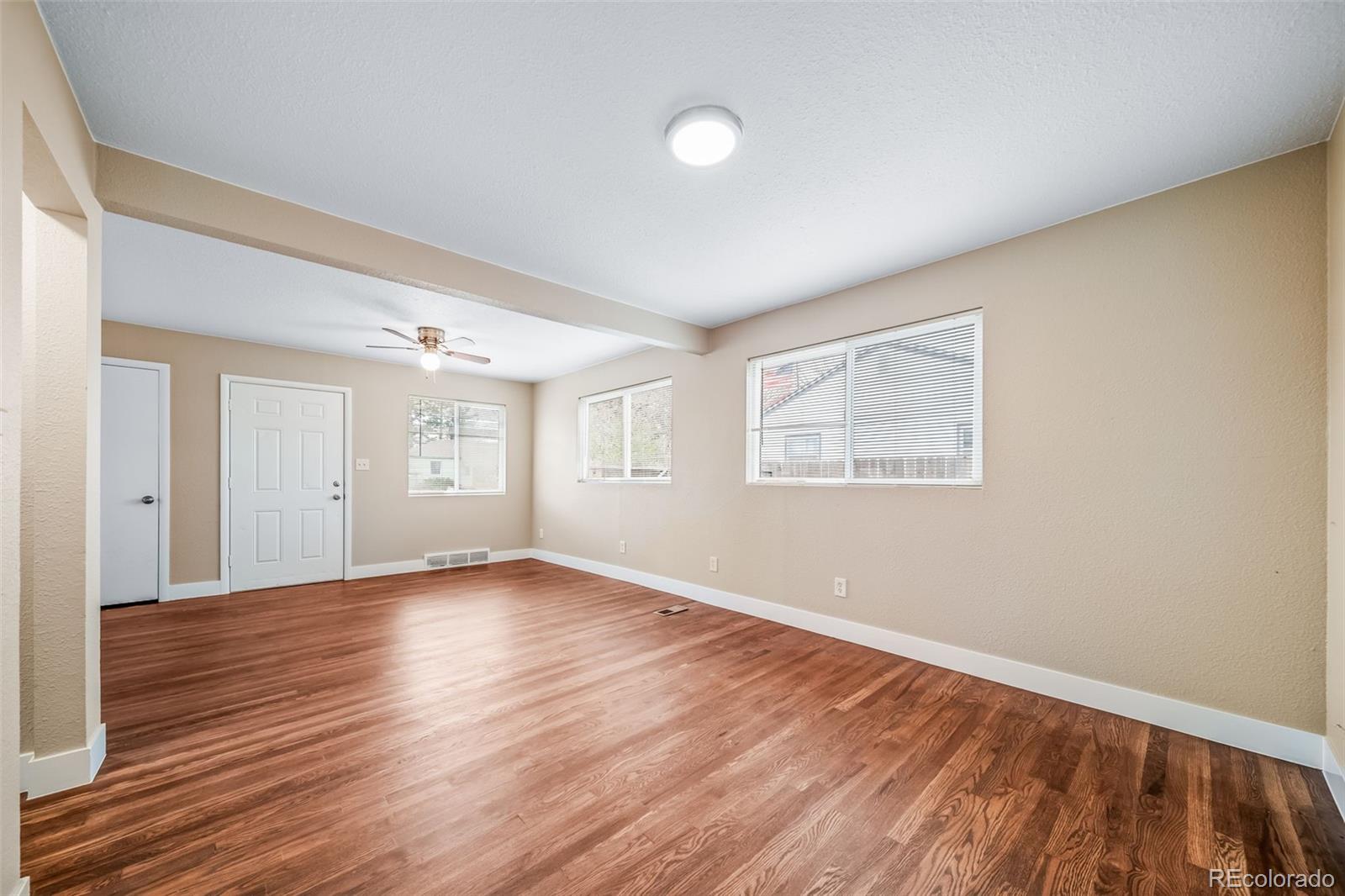 MLS Image #10 for 845  macon street,aurora, Colorado