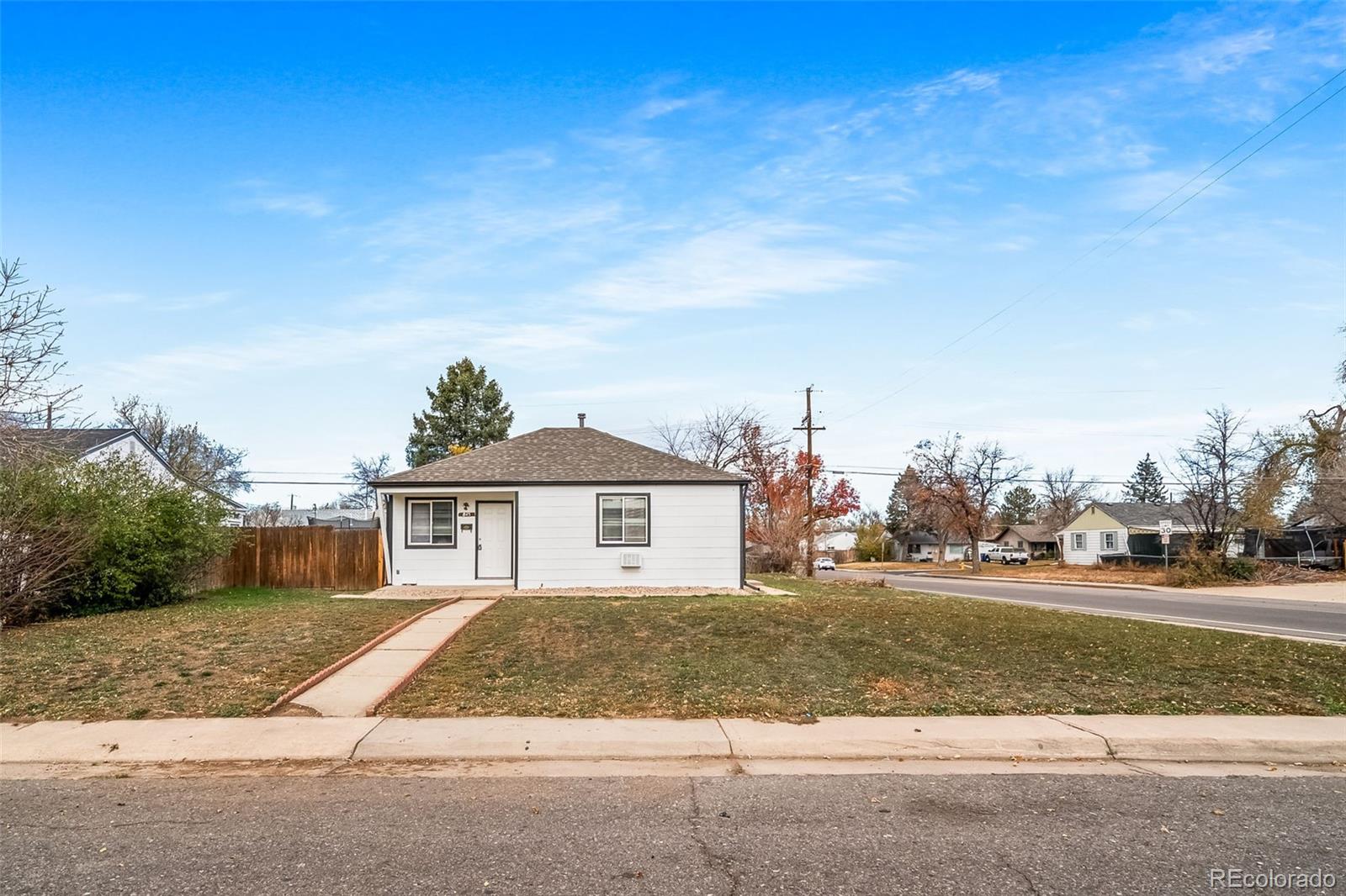 MLS Image #2 for 845  macon street,aurora, Colorado