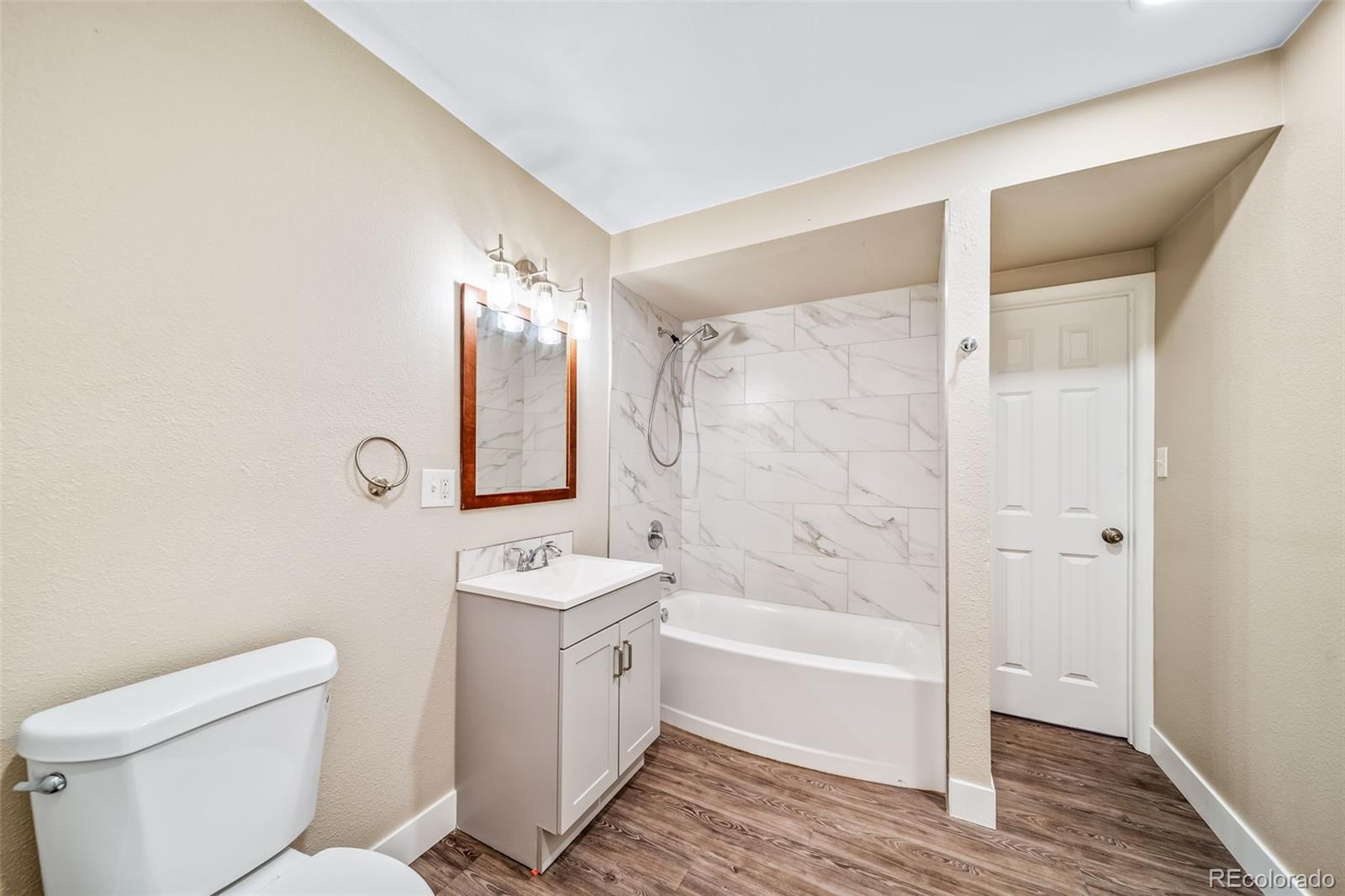 MLS Image #21 for 845  macon street,aurora, Colorado